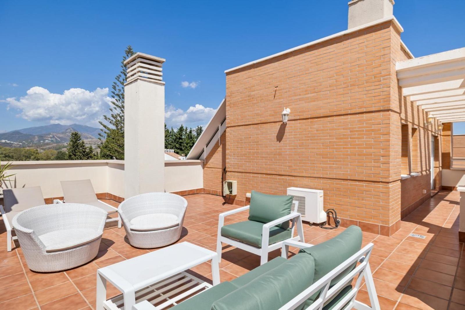 Apartment 4 Penthouse Estepona