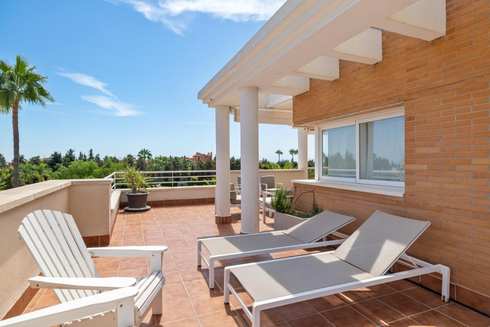4 Penthouse * Estepona