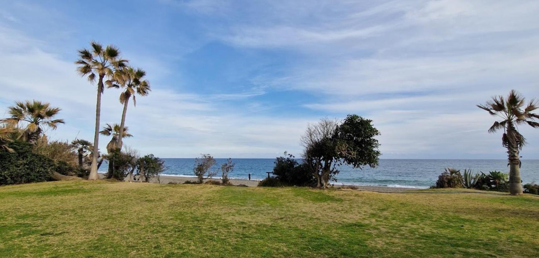 Luxurious Just 200m From The Beach! Holiday home