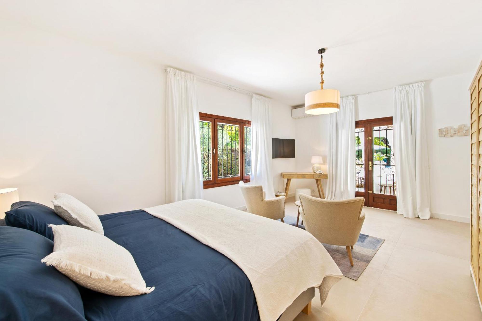 Holiday home Luxurious Just 200m From The Beach! *