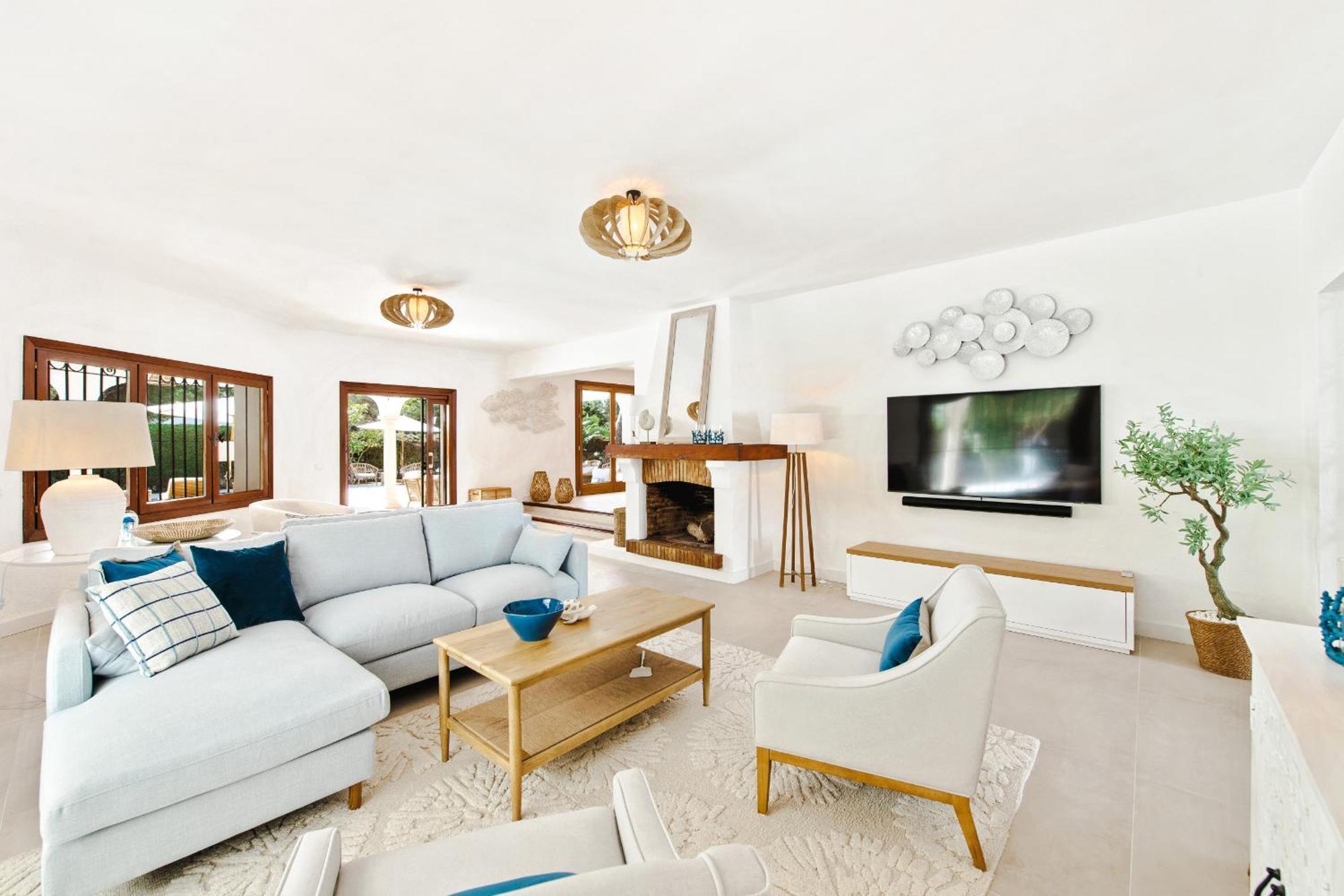 Luxurious Just 200m From The Beach! * Estepona