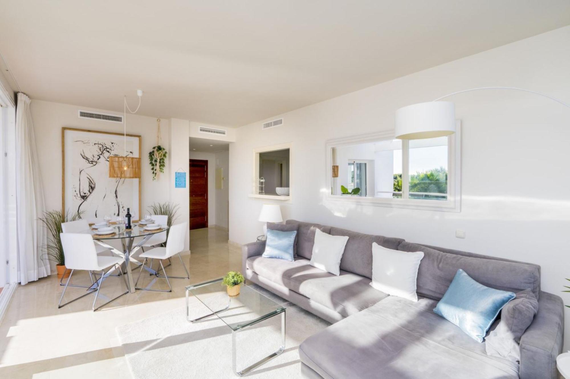Apartment Al-411 - - Alcazaba Lagoon *
