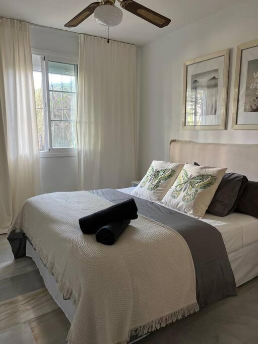 Apartment Alquiler Vacacional. Bajo Con Parrilla Y Piscina, Cerca De La Playa Y Puerto Banus