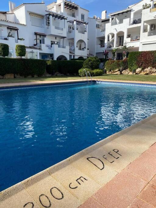 Alquiler Vacacional. Bajo Con Parrilla Y Piscina, Cerca De La Playa Y Puerto Banus Apartment Estepona