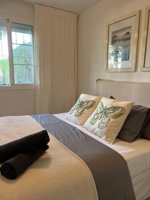 Apartment Alquiler Vacacional. Bajo Con Parrilla Y Piscina, Cerca De La Playa Y Puerto Banus