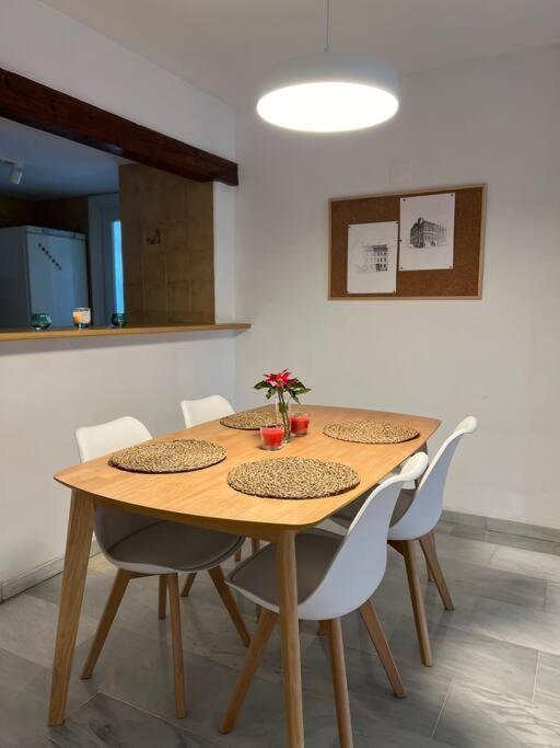 Apartment Alquiler Vacacional. Bajo Con Parrilla Y Piscina, Cerca De La Playa Y Puerto Banus Estepona