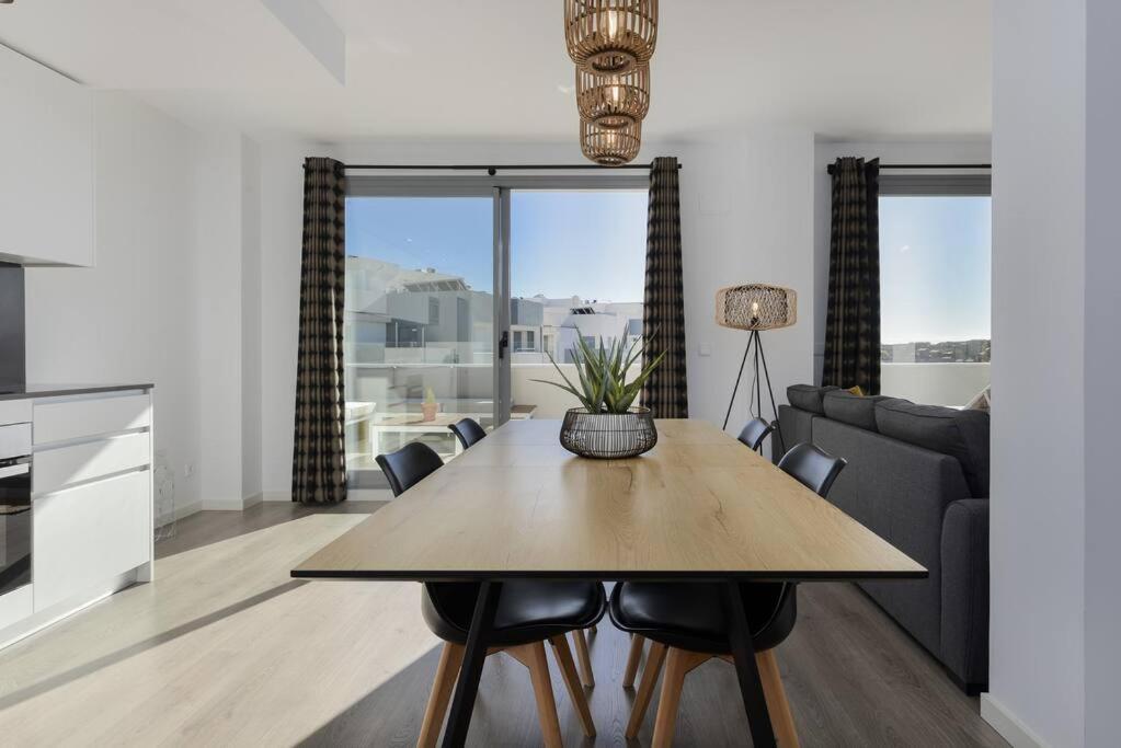 The Sunny Penthouse Apartment