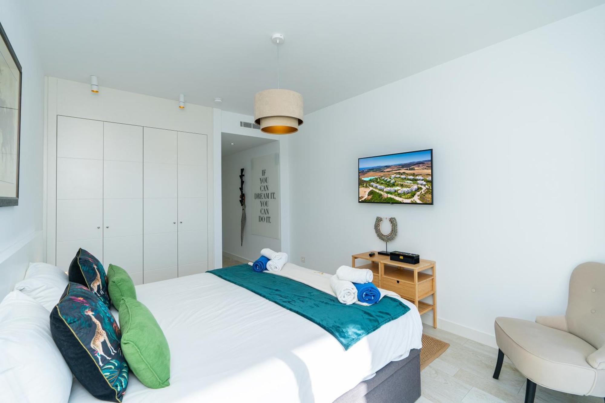 Al-1713 - - Alcazaba Lagoon Apartment Estepona