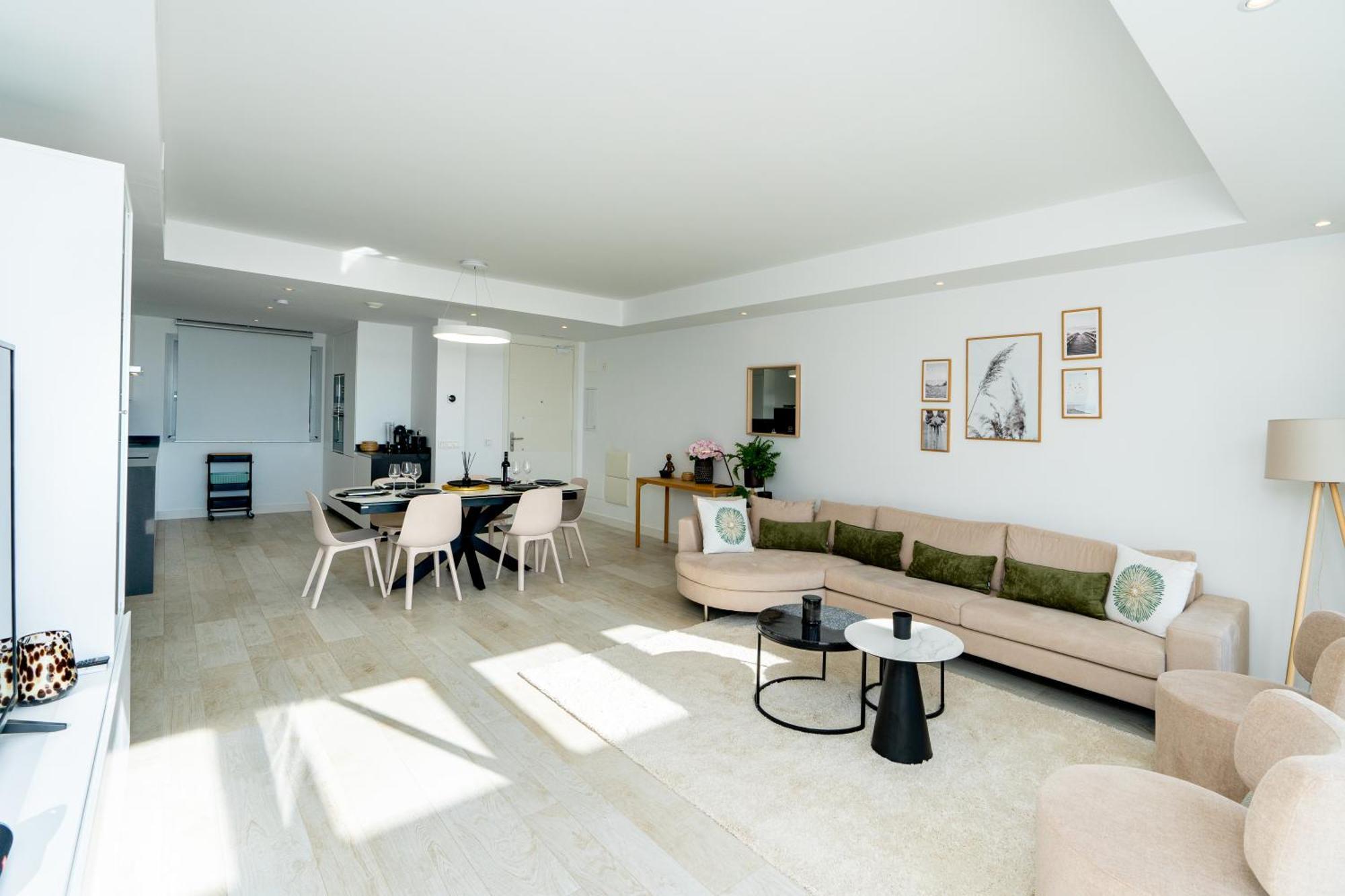 Apartment Al-1713 - - Alcazaba Lagoon *