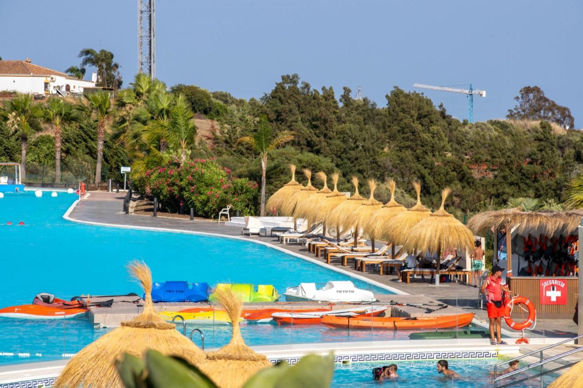 Al-1713 - - Alcazaba Lagoon Apartment Estepona