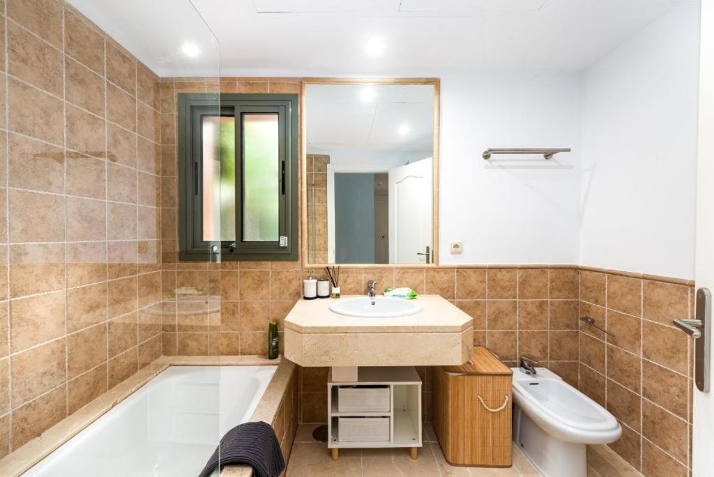 Paraiso Exclusivo, Elegante Piso En Marbella Apartment