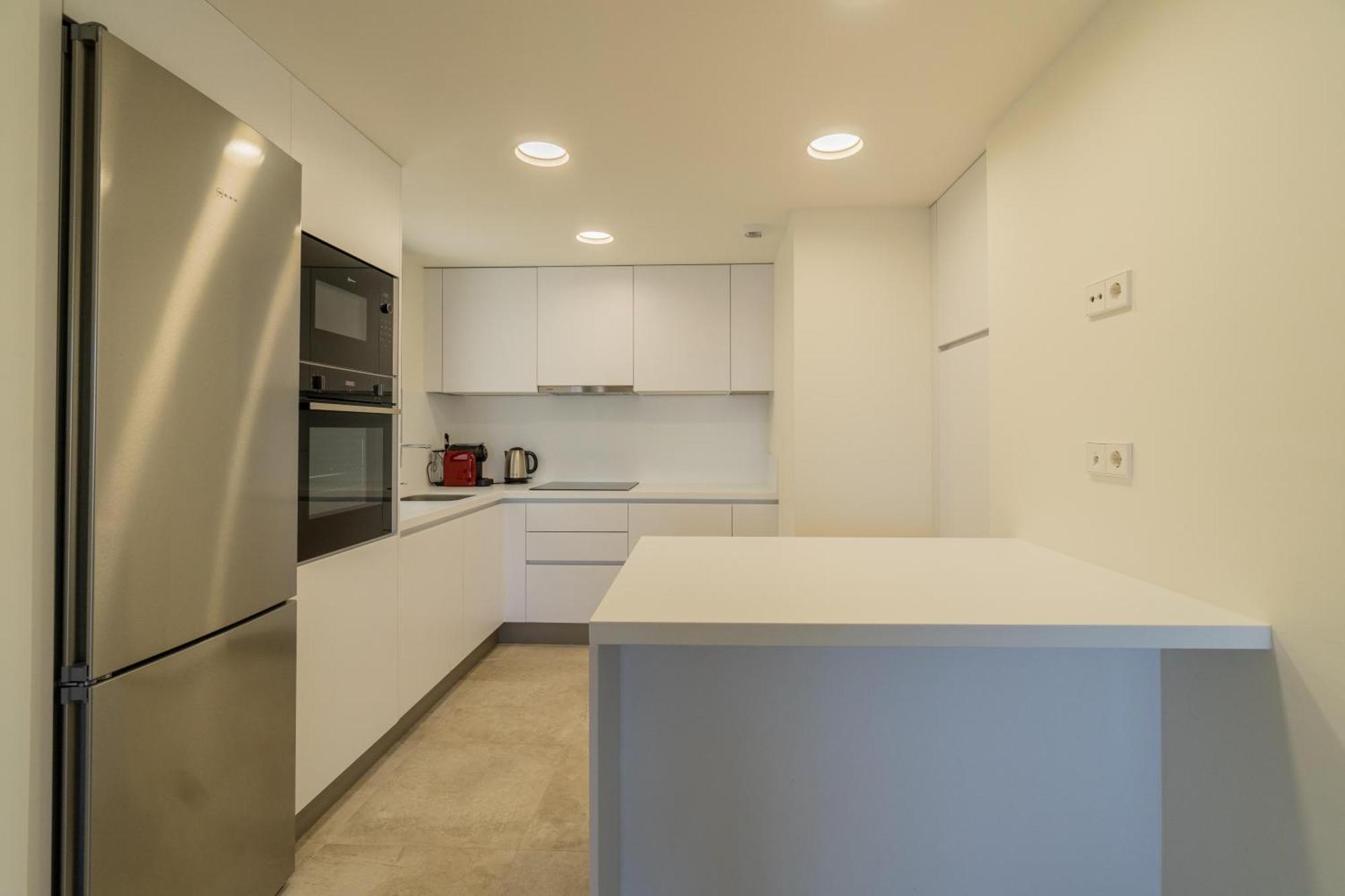 Modern In Ref M39 * Estepona