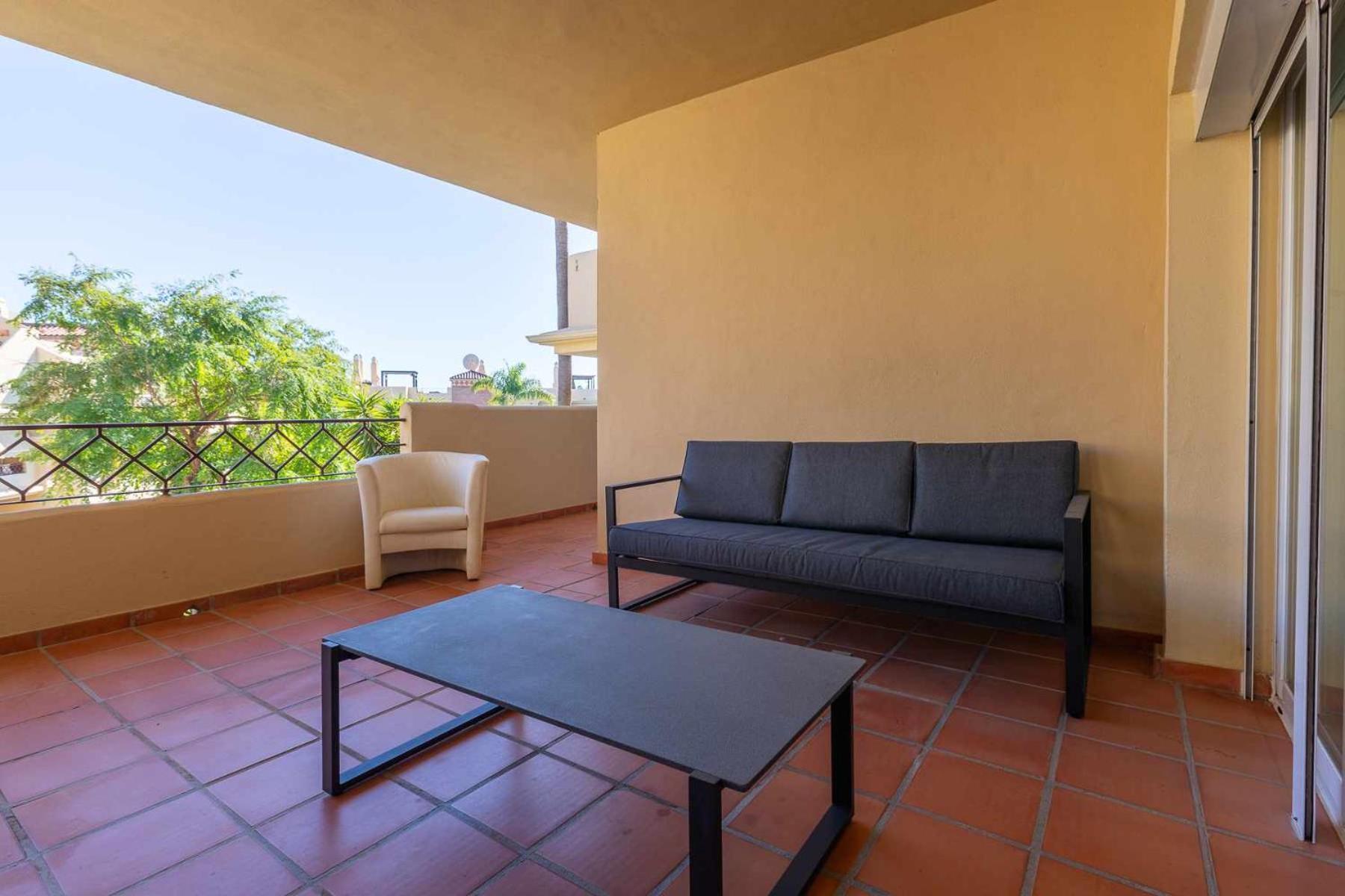 Apartment Toscana Hills Con Piscina En Esteponamarbella Estepona