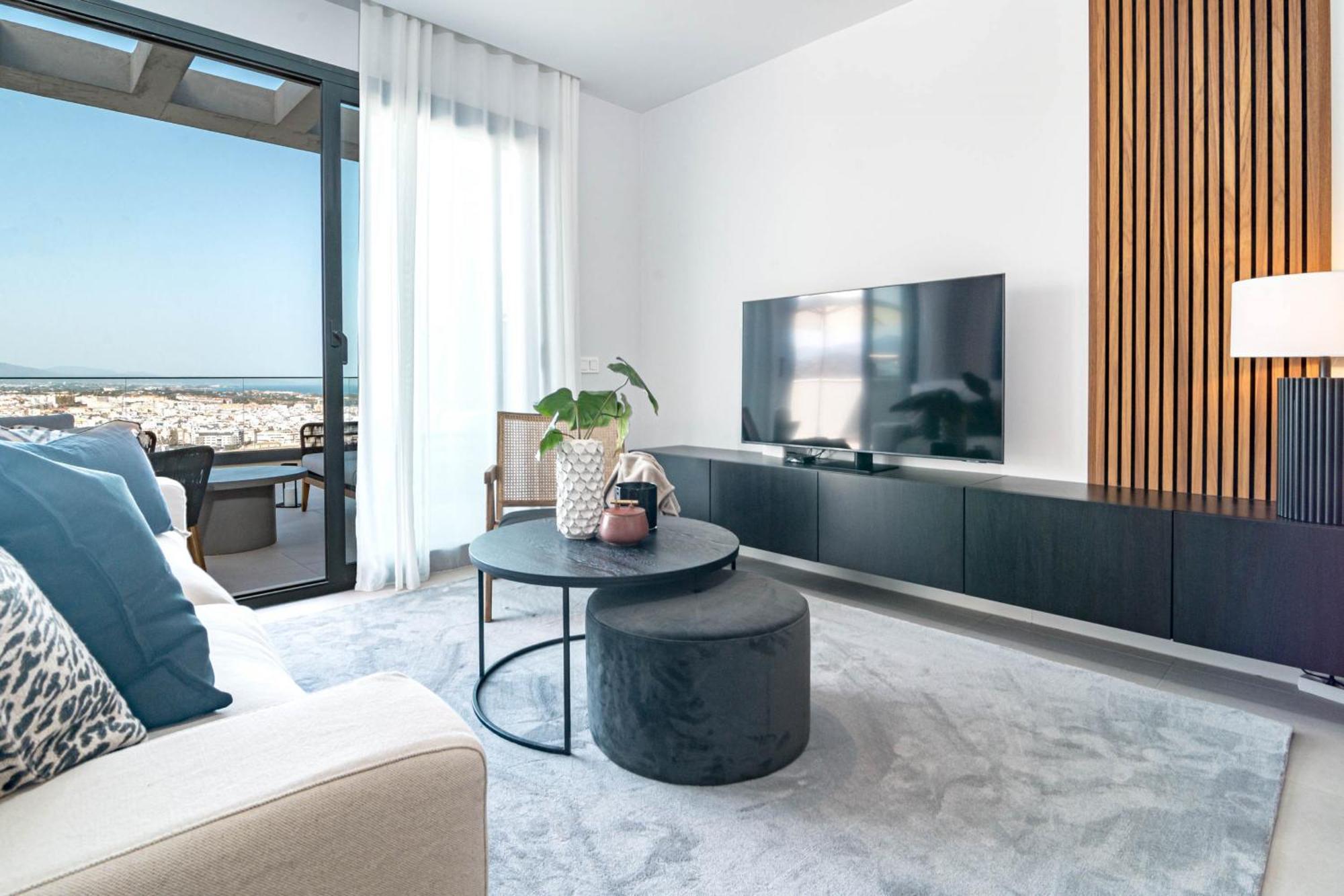 Lme9f1- Penthouse Amazing Views, Families Only *