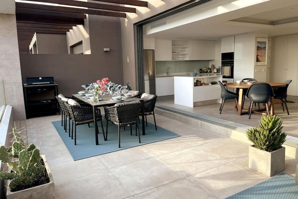 Apartment Modern Luxury Penthouse, 15 Minutes Marbella *