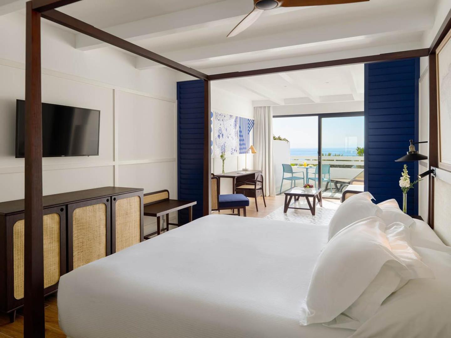 Hotel H10 Palace 4*