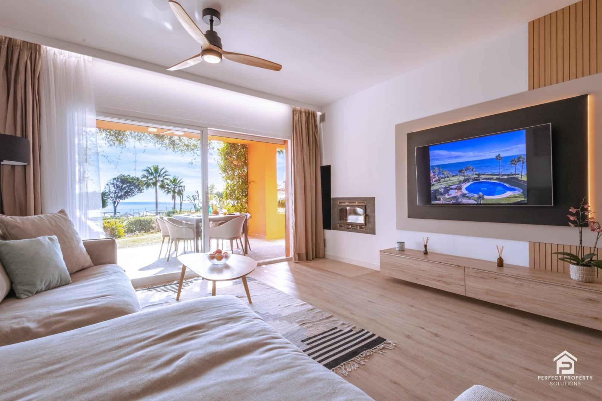Molinos On The Beachfront With Pool Apartment Estepona