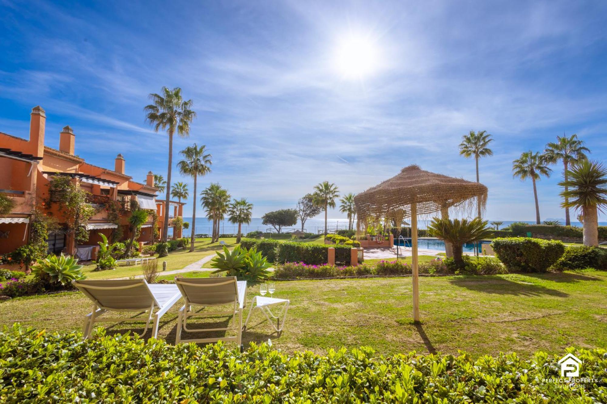 Molinos On The Beachfront With Pool * Estepona