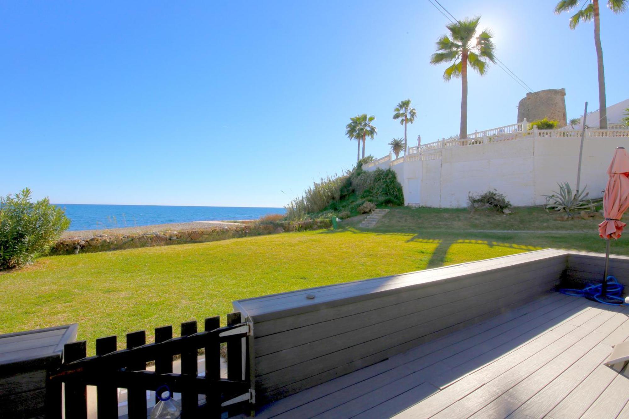Townhouse Seascape Villa *