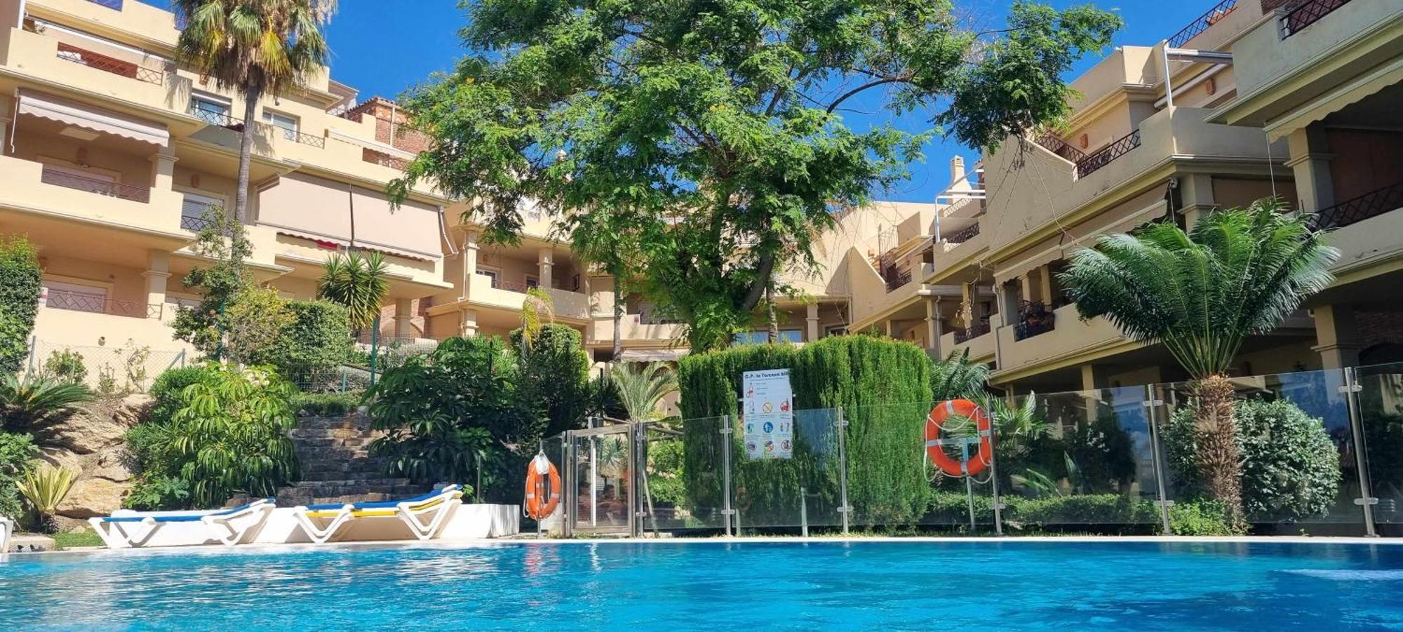 Toscana Hills Con Piscina En Esteponamarbella *