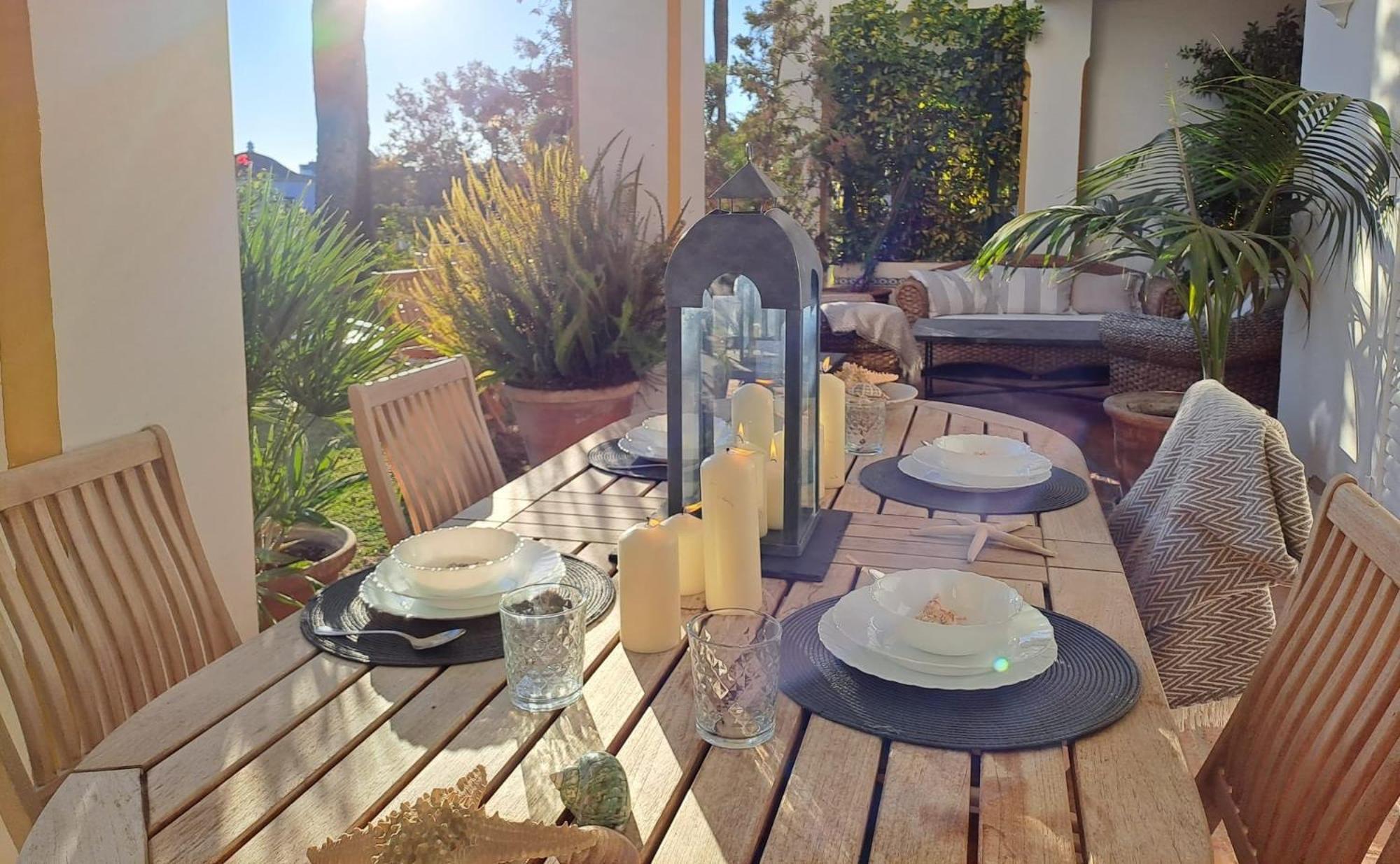 Holiday home Noctua Lovely 4 Bedroom House And Pool