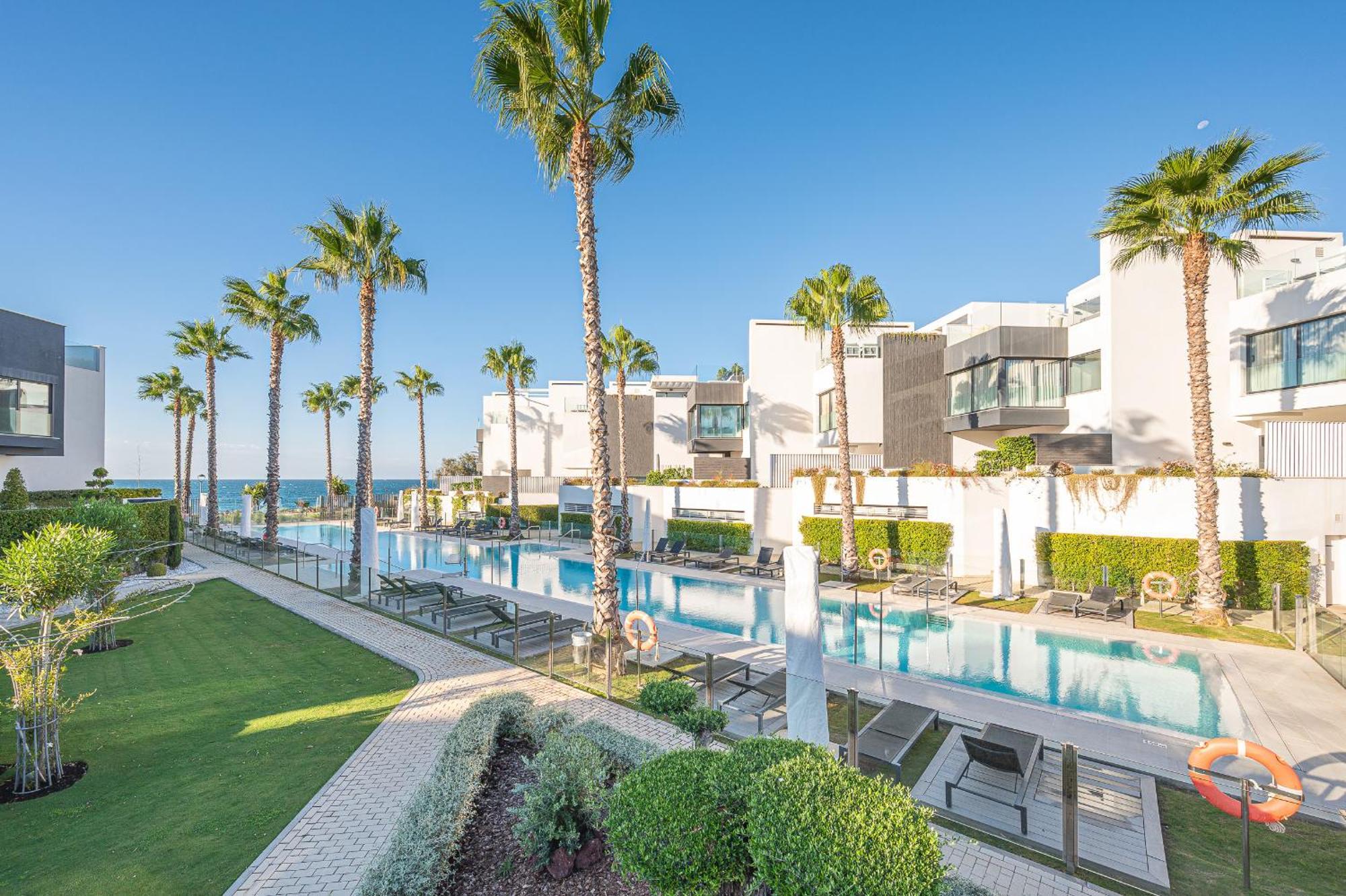 Holiday home The Island, Estepona, Casa 6 Luxury Beachfront *