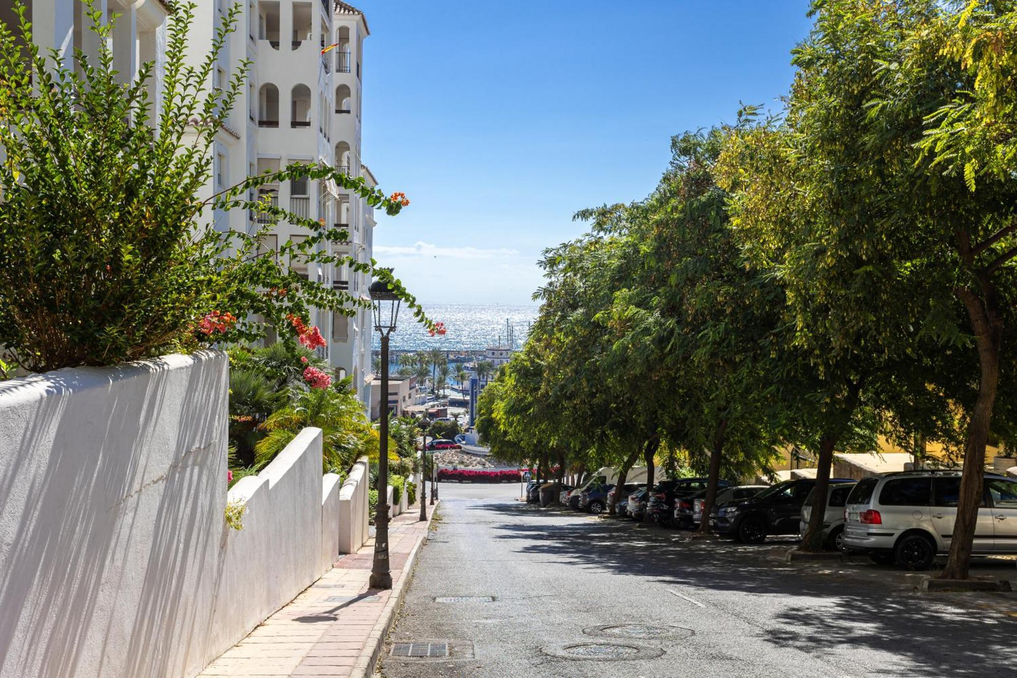 Puerto Blanco - Modern Luxury Apartment *