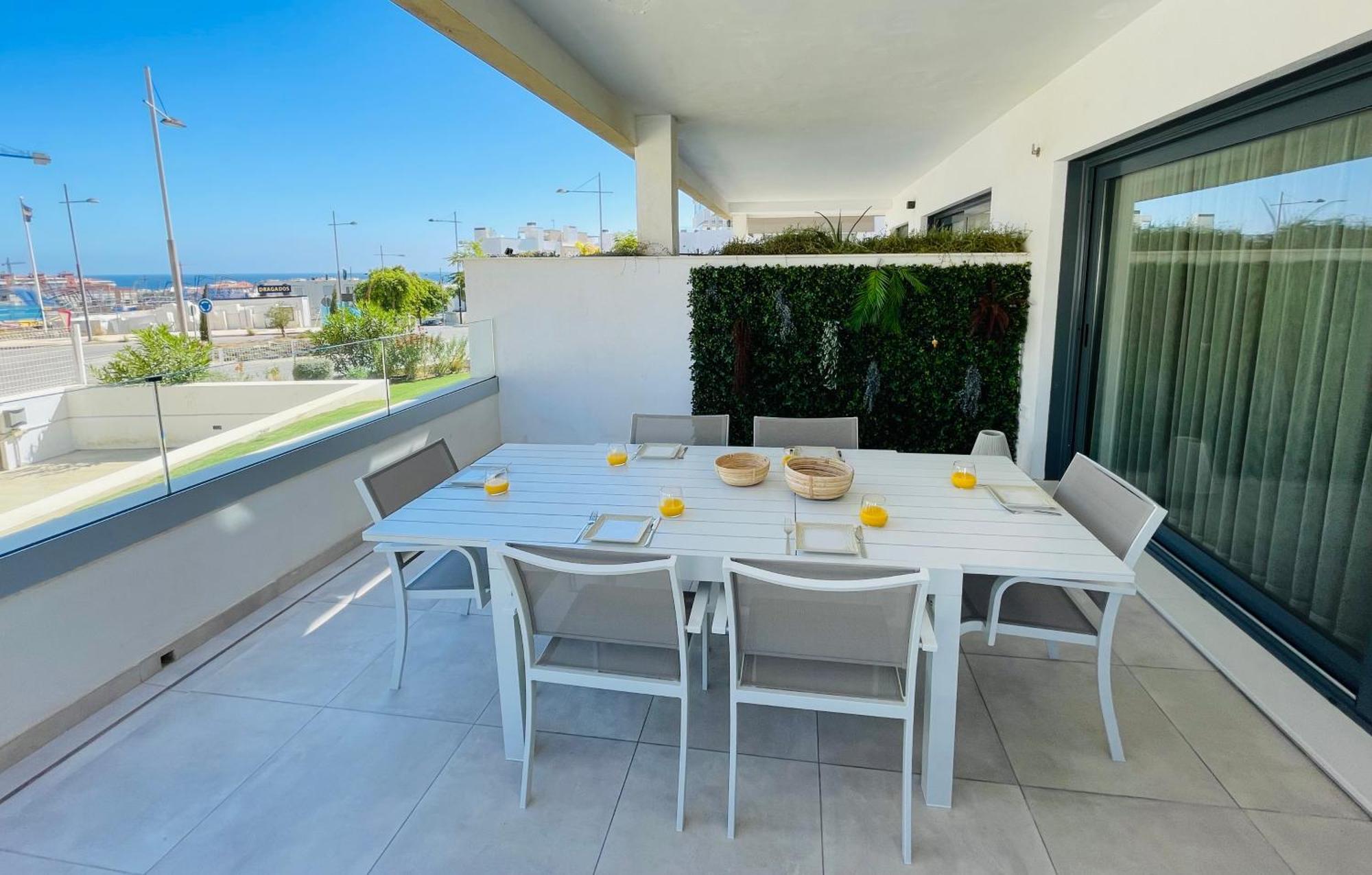 Intermobiliaria - Urbanizacion South Bay Iii 3d Modern