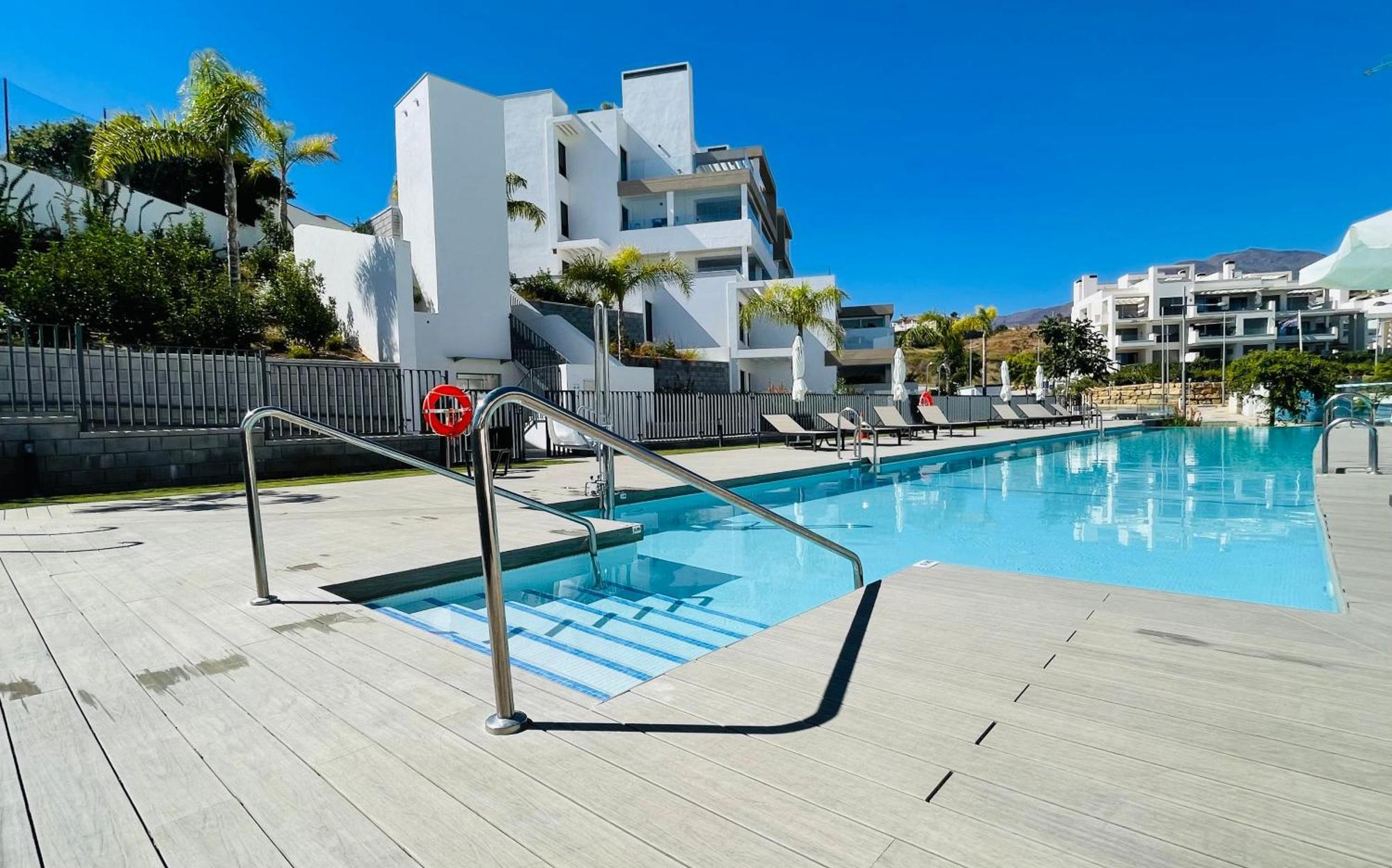 Apartment Intermobiliaria - Urbanizacion South Bay Iii 3d Modern Estepona