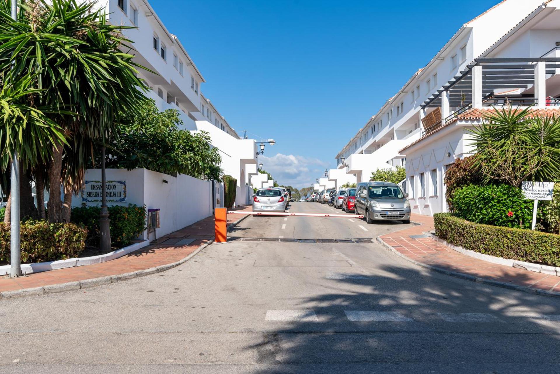 Lovely Penthouse Near Marina By Costarentals - Ref M15 Appartement *