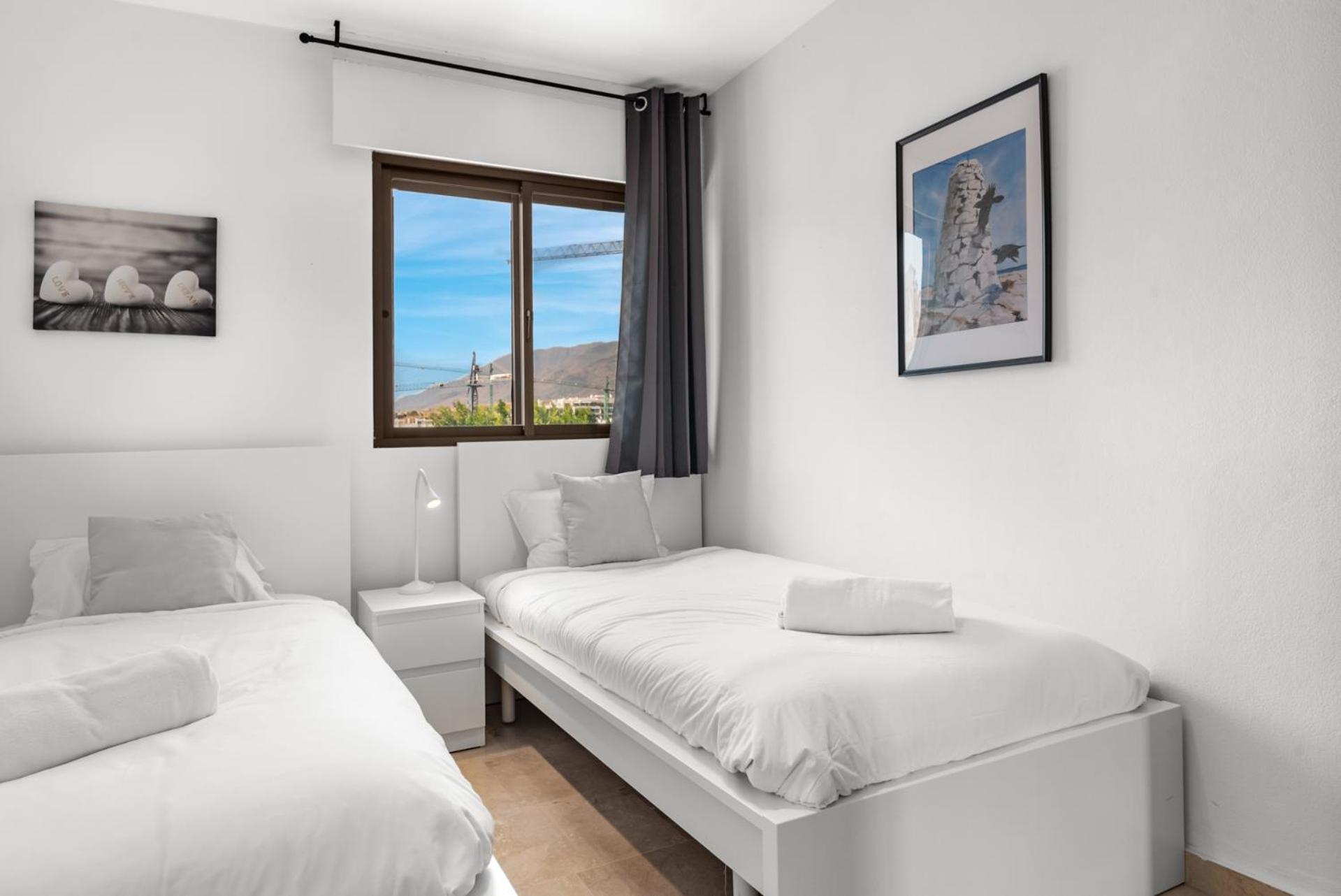 Lovely Penthouse Near Marina By Costarentals - Ref M15 Appartement