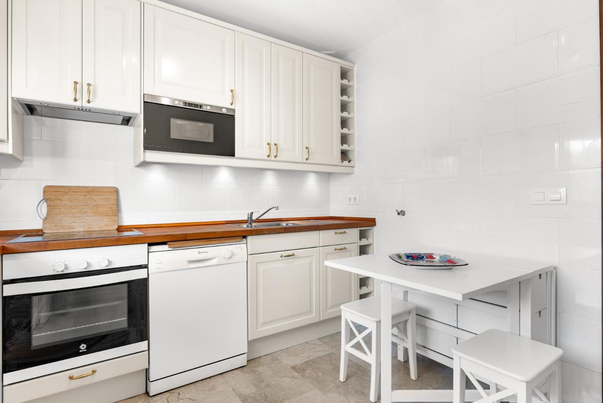 Lovely Penthouse Near Marina By Costarentals - Ref M15 Appartement Estepona