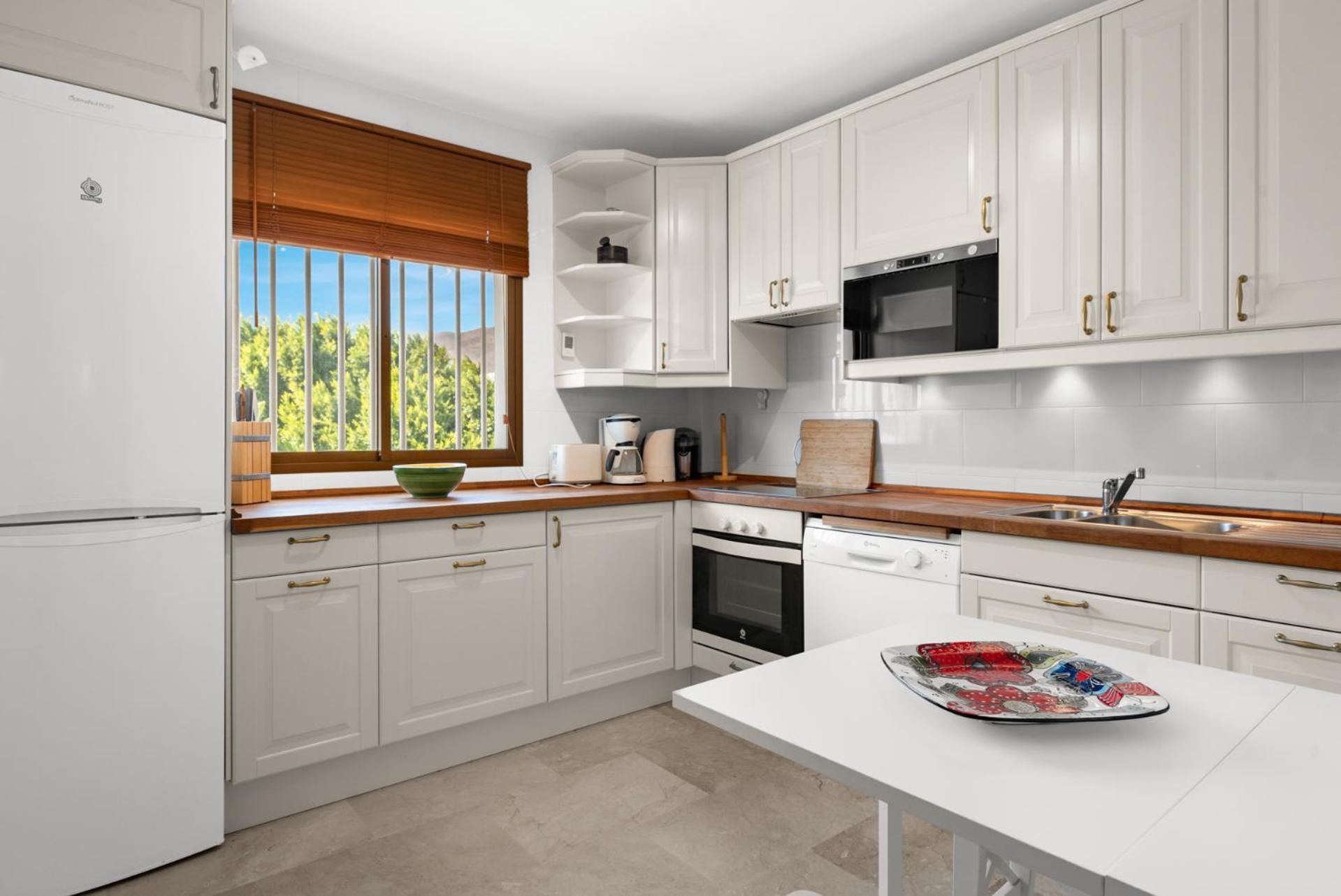 Lovely Penthouse Near Marina By Costarentals - Ref M15