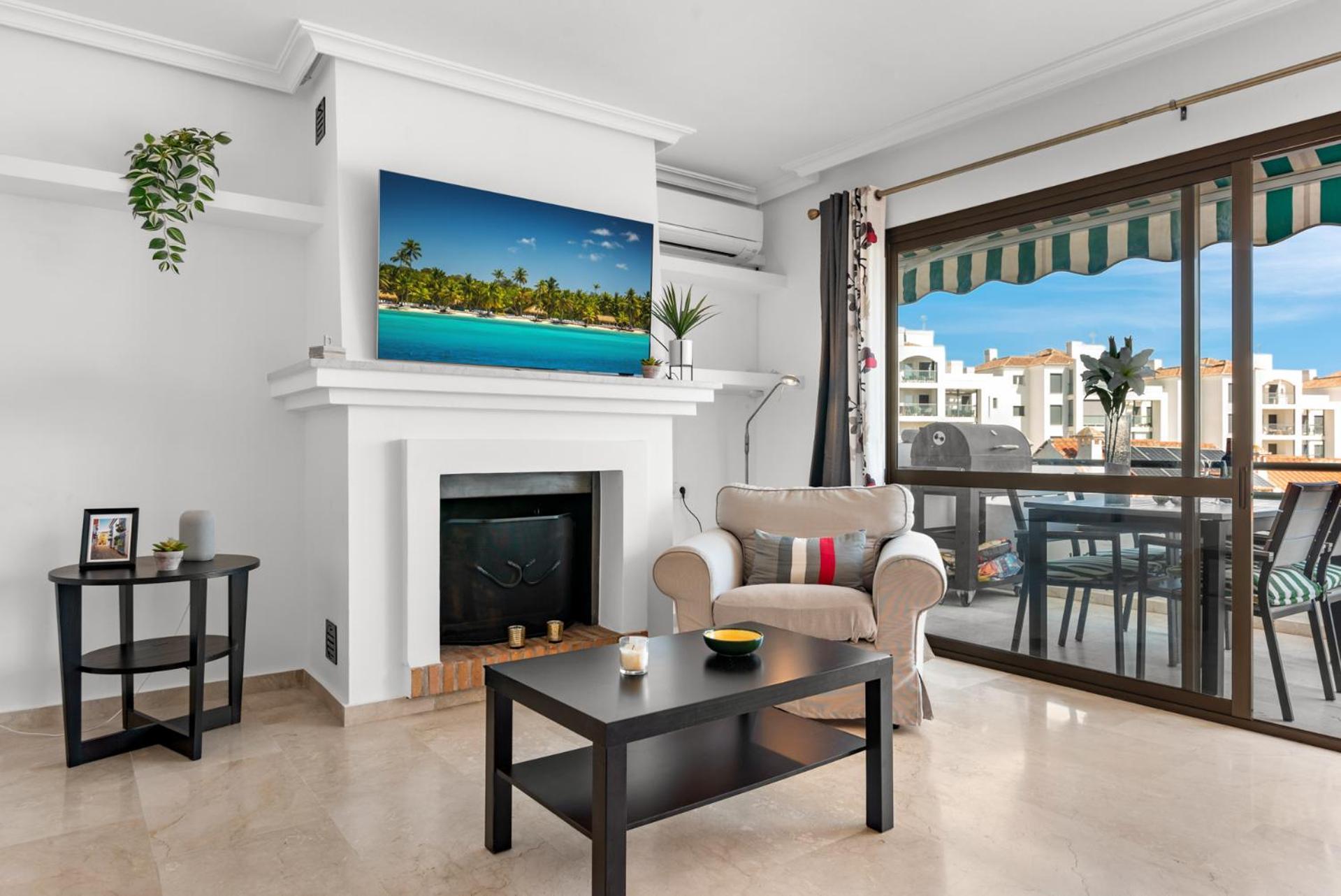 Appartement Lovely Penthouse Near Marina By Costarentals - Ref M15 *