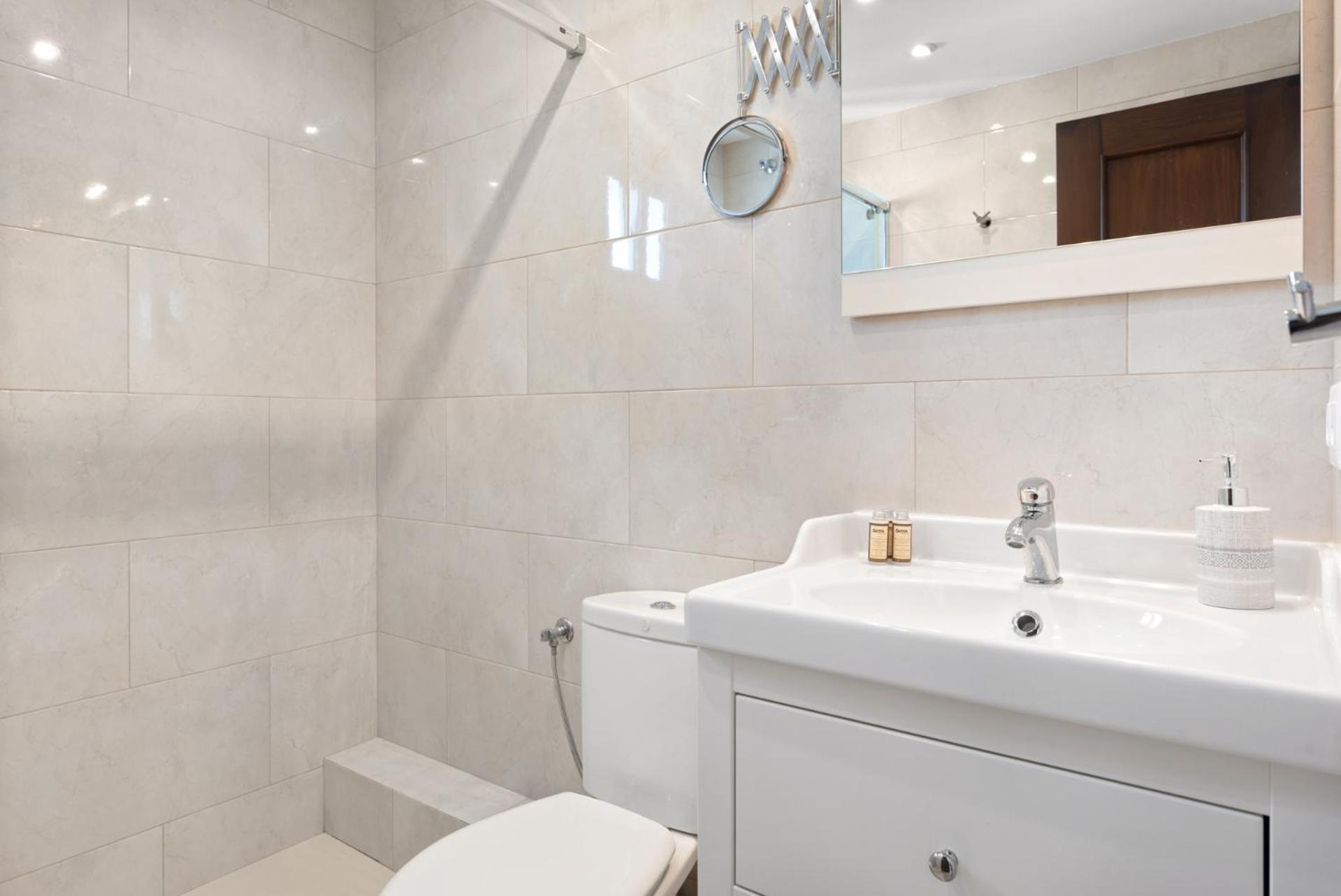 Appartement Lovely Penthouse Near Marina By Costarentals - Ref M15 *