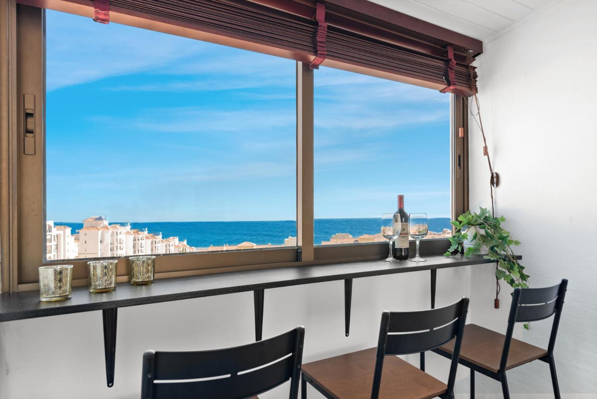 Lovely Penthouse Near Marina By Costarentals - Ref M15 *