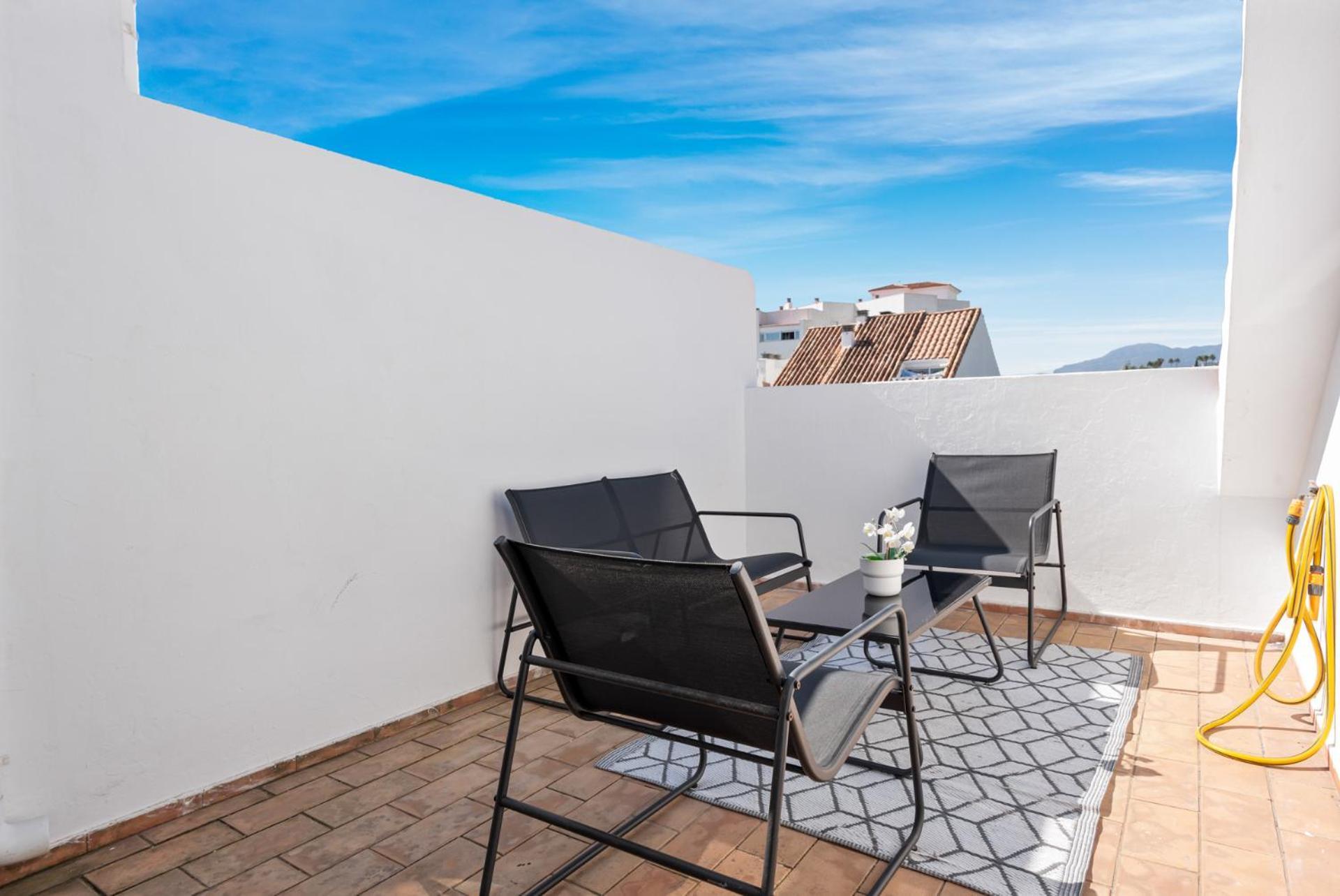 Lovely Penthouse Near Marina By Costarentals - Ref M15 Appartement Estepona