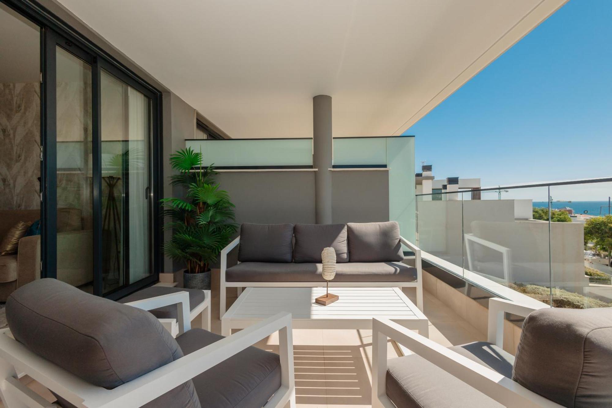 Magnificent Apartment, Close To The Beach, In Apartment