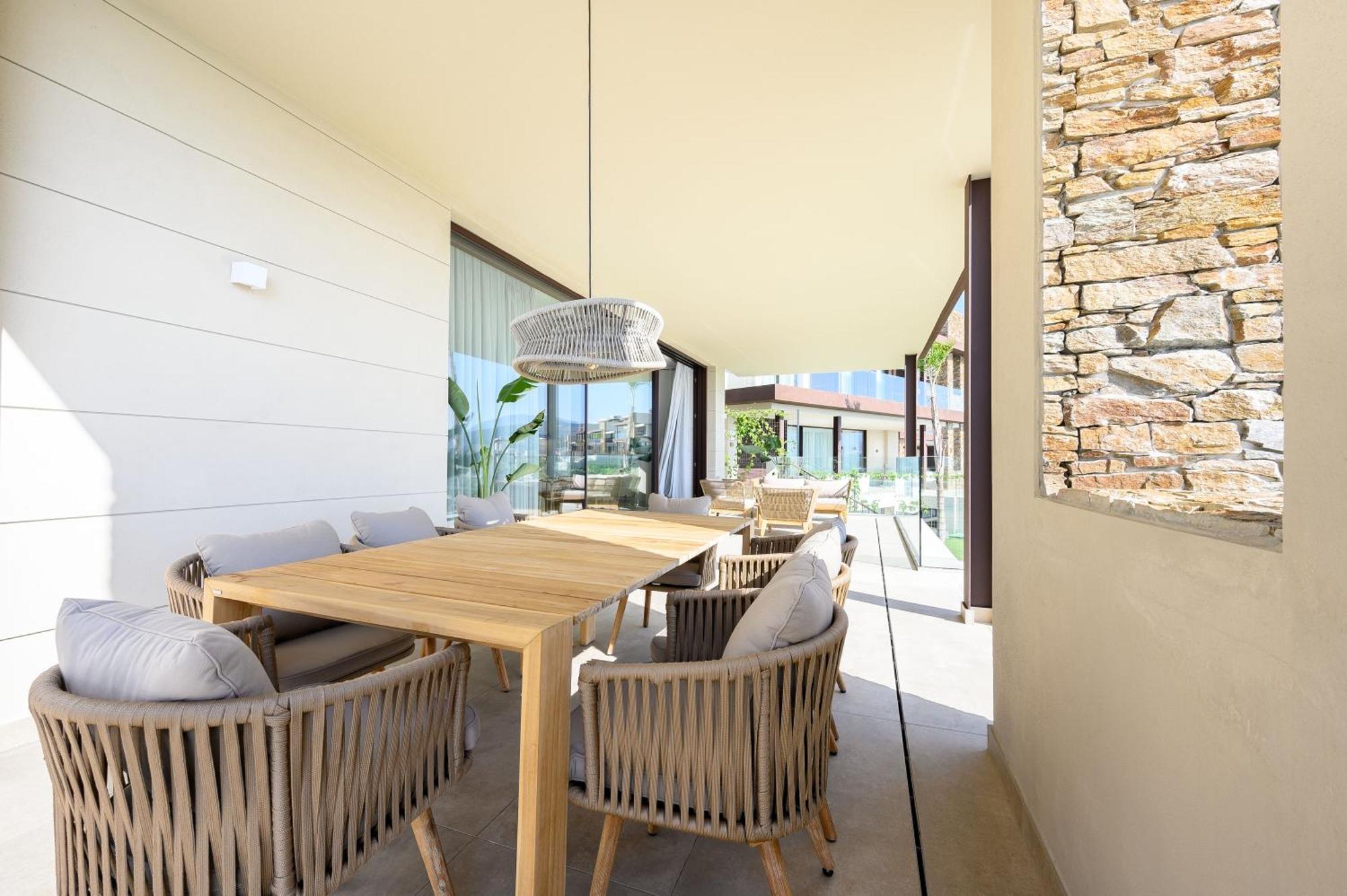 Dobo Homes - Stunning With Views Of Costa Del Sol Villa Estepona