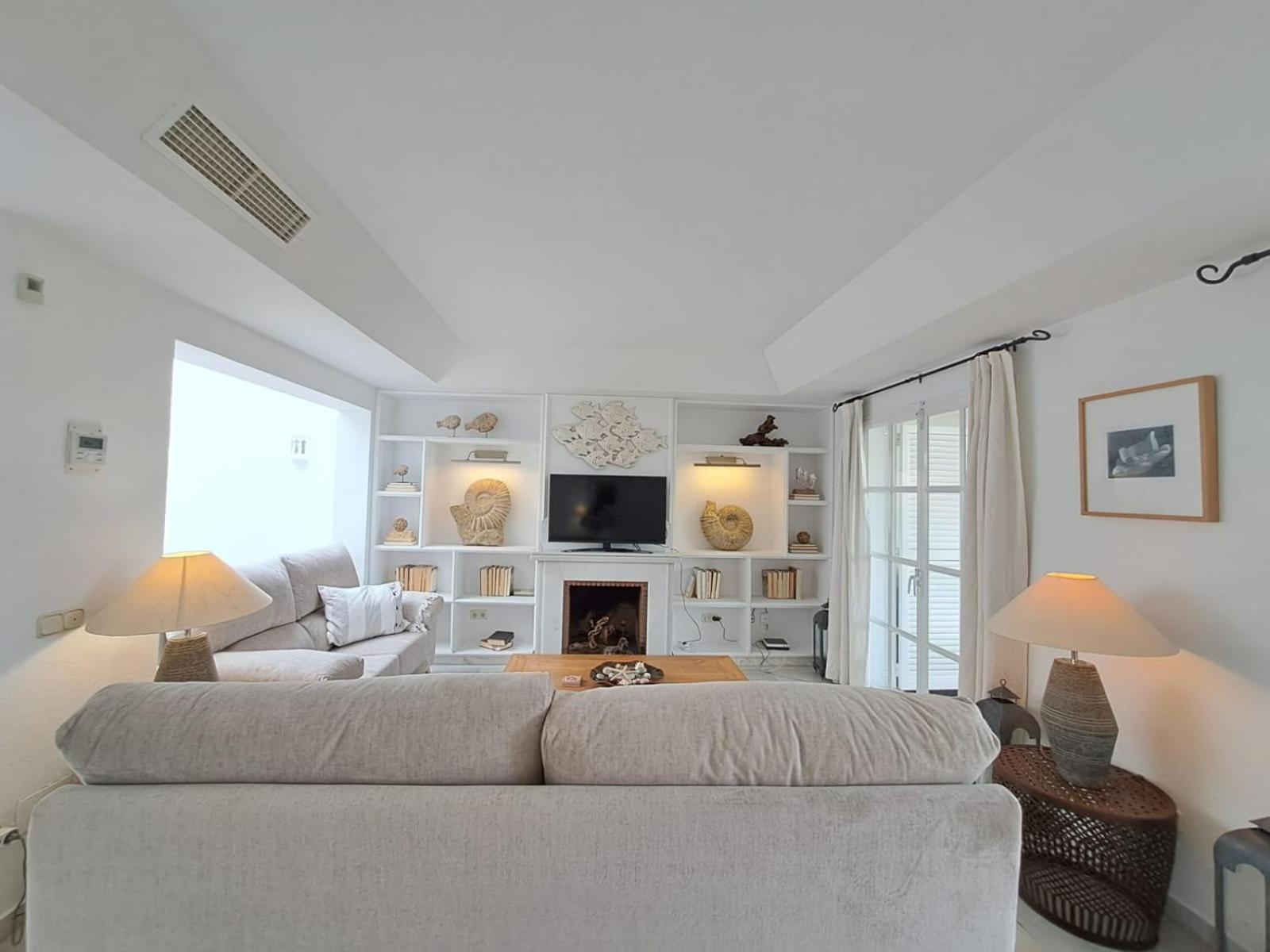 Vakantiehuis Noctua Lovely 4 Bedroom House And Pool *