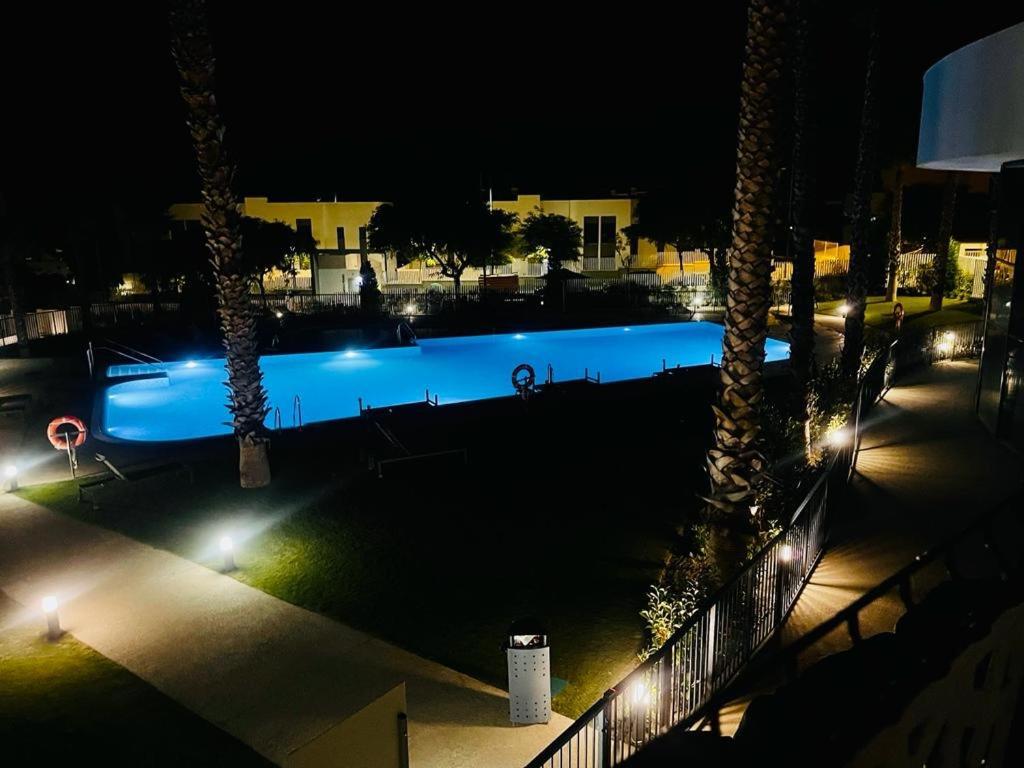 Appartement Casa Casu New Stunning 3 Bed Raised Ground Floor & Huge Balcony With Sea Pool & Mountain View Indoor & Outdoor Swimming Pools & Gym Walking Distance To Port Traveller Award 2023 *