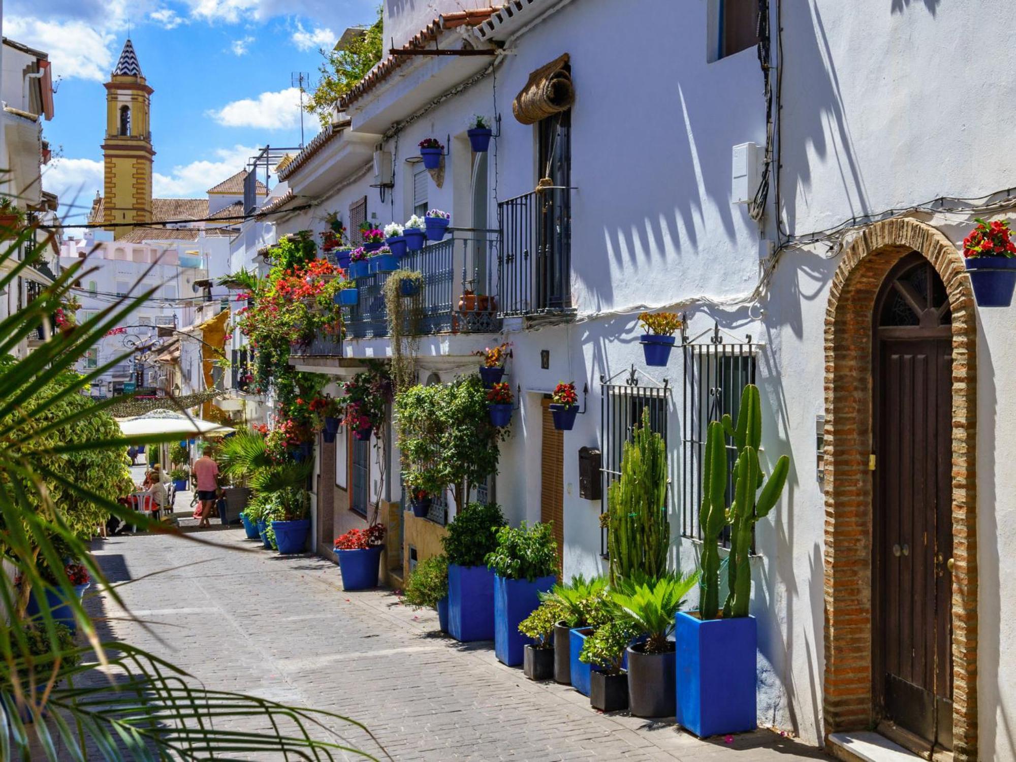 Apartment Andalucia Pinos By Interhome Estepona