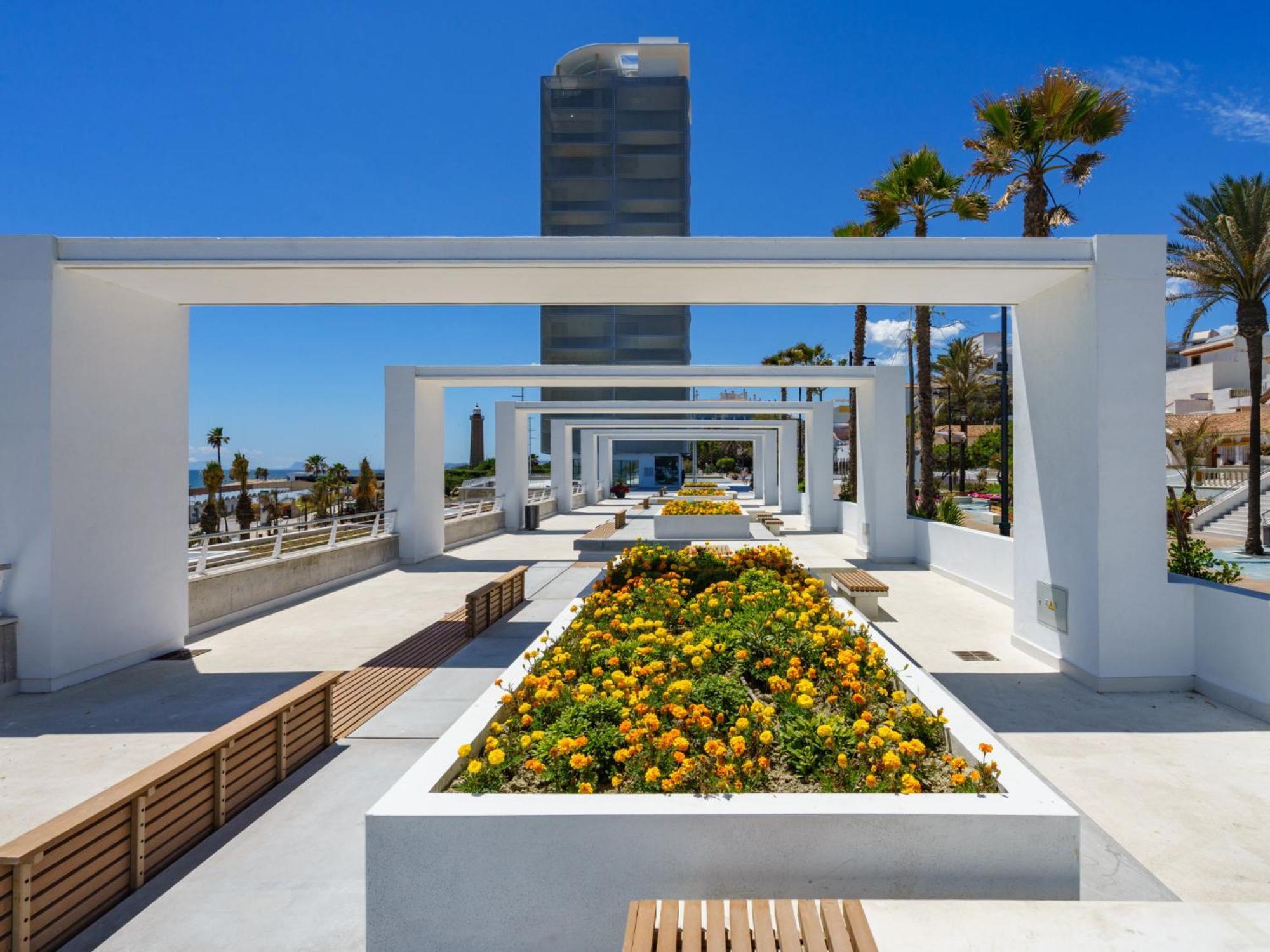 Plaza De Flores By Interhome Apartment