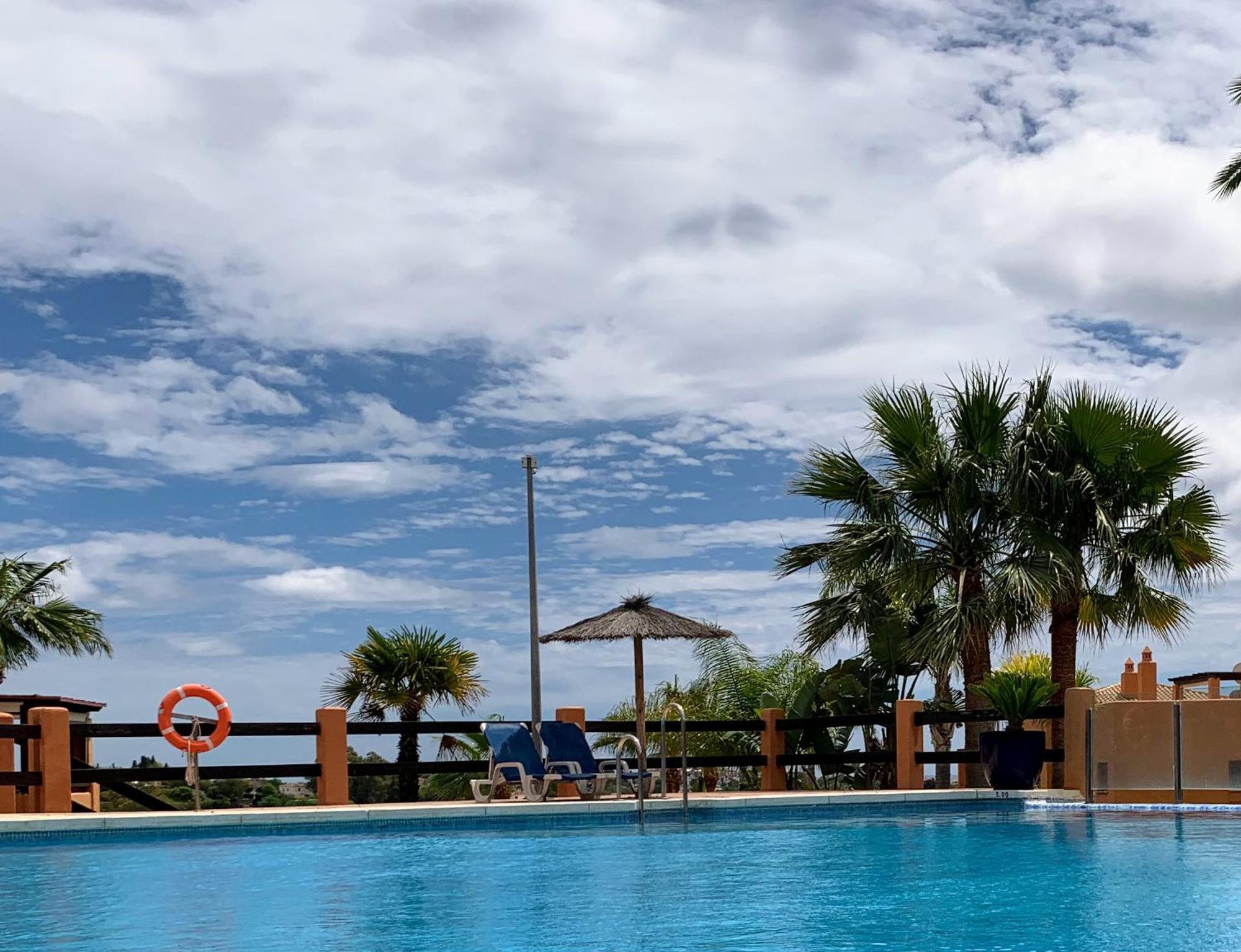 Apartment Your Oasis Of Luxury And Leisure At Gazules Del Sol In Marbella Area - Benahavis