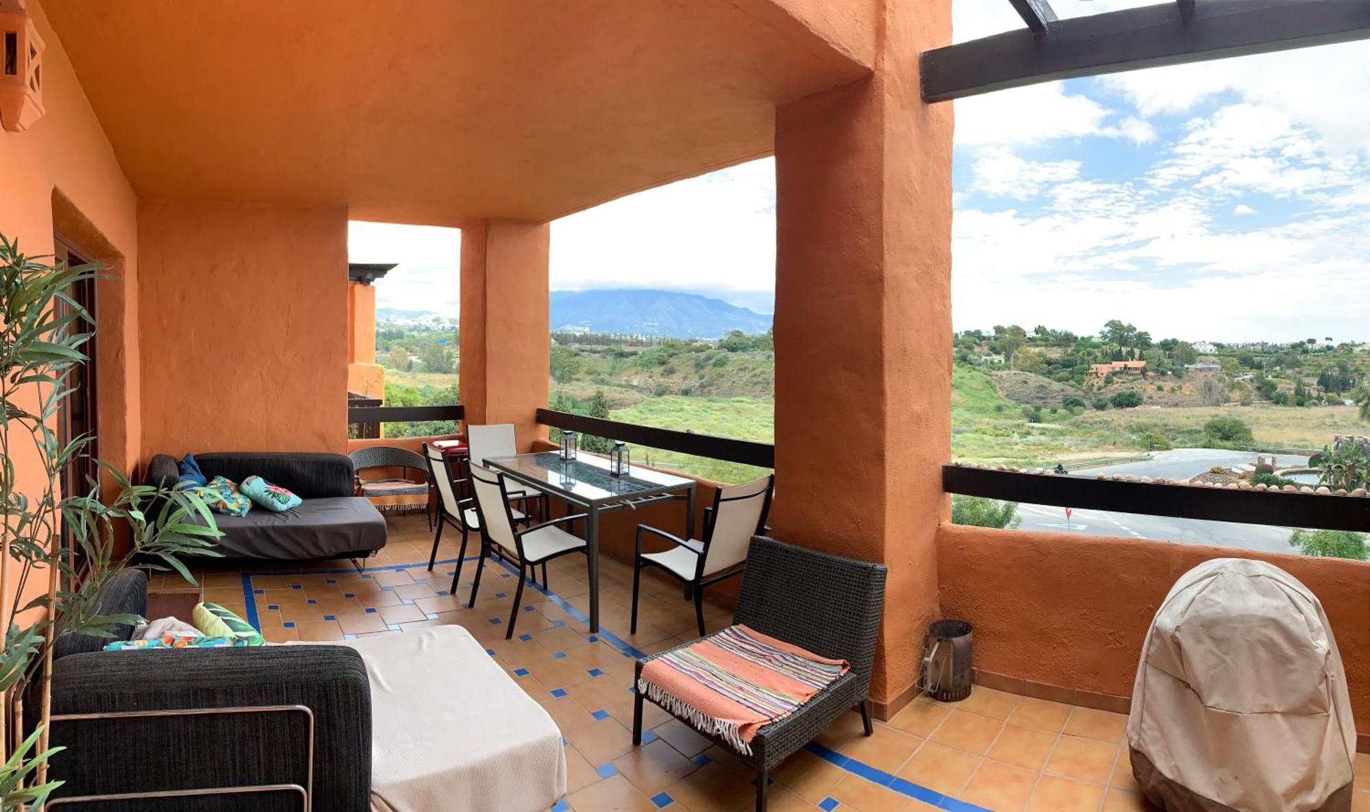 Apartment Your Oasis Of Luxury And Leisure At Gazules Del Sol In Marbella Area - Benahavis *