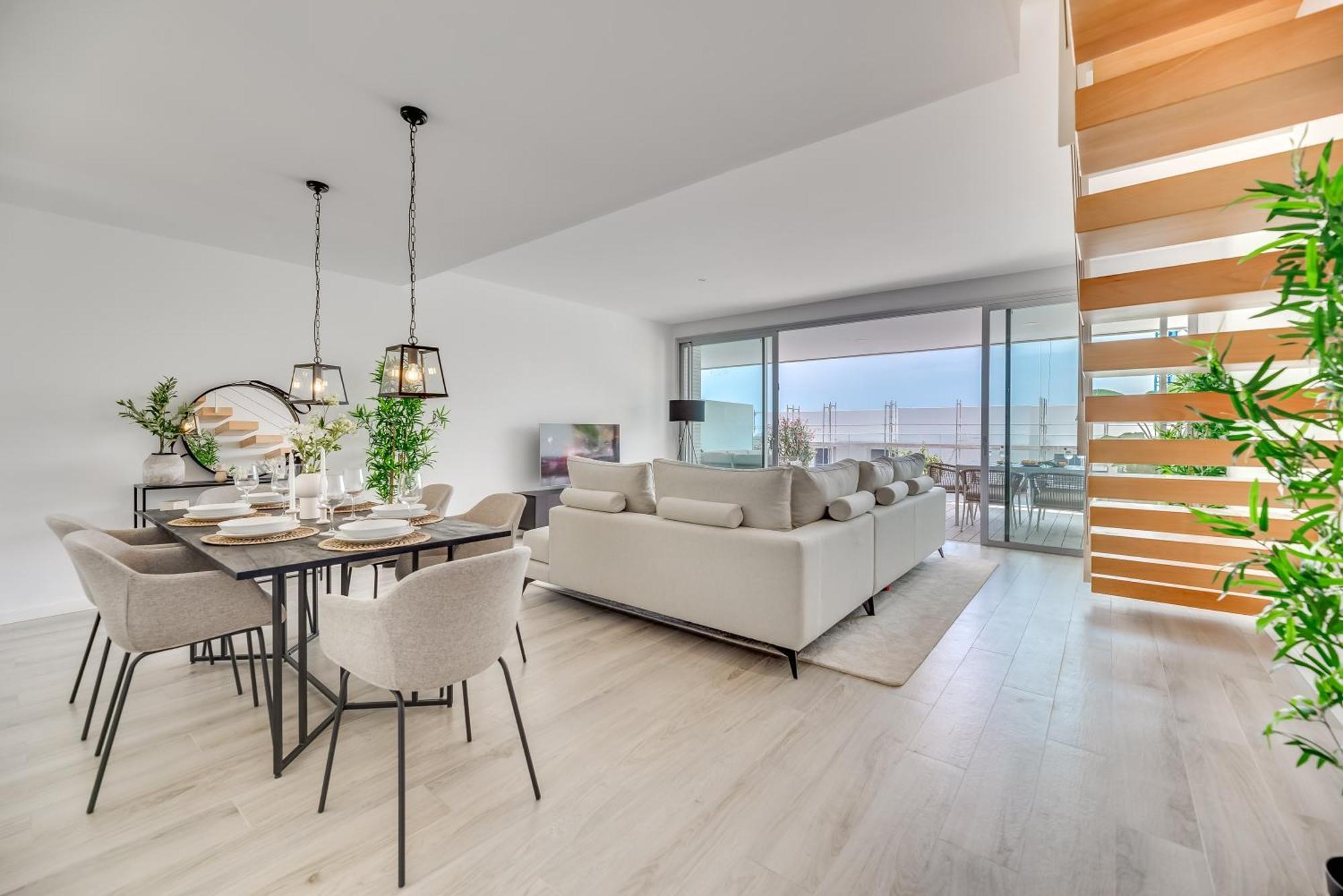 Newly Built 3 Bed Townhouse With Pool, Bbq, Sea Views Apartment *