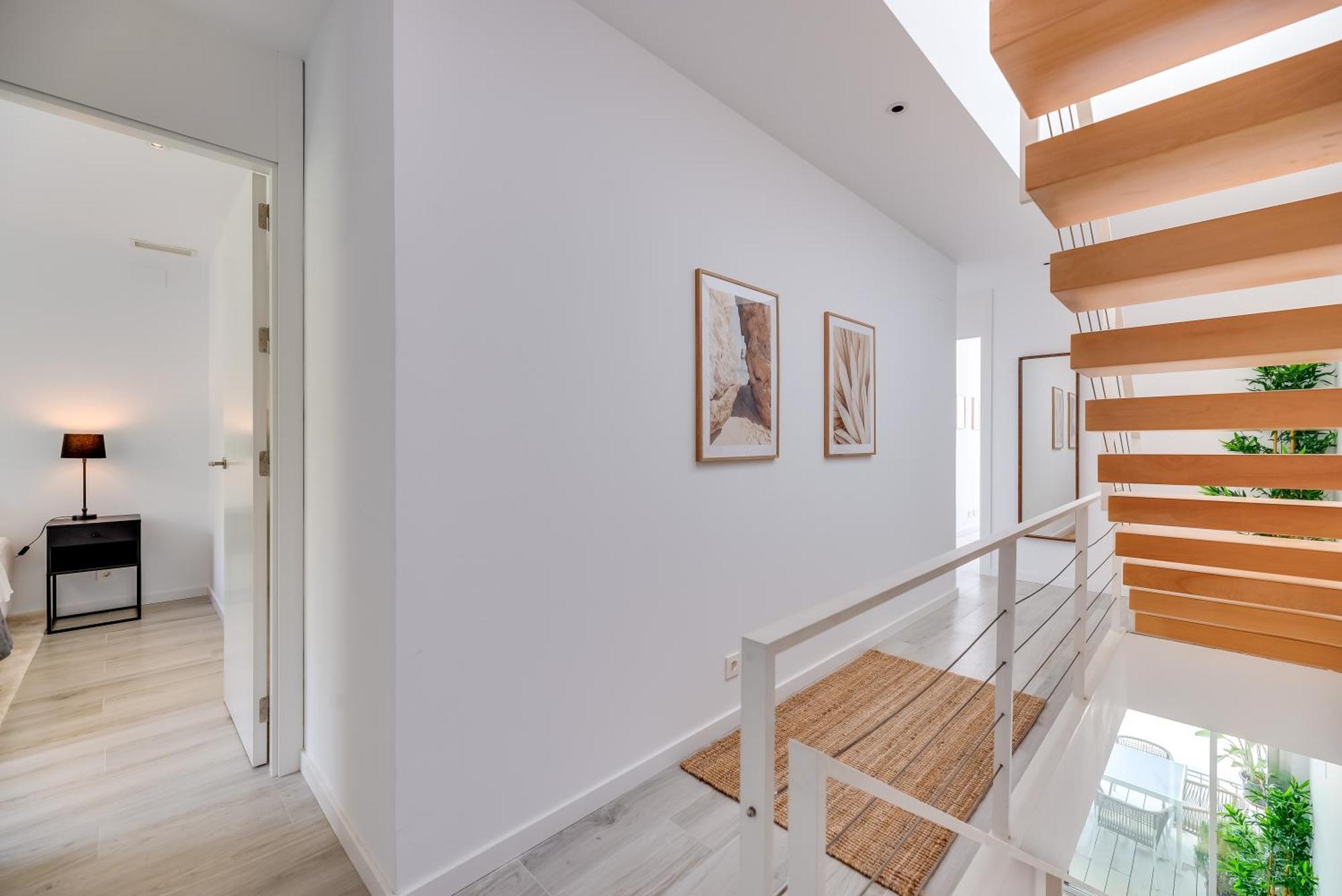 Apartment Newly Built 3 Bed Townhouse With Pool, Bbq, Sea Views