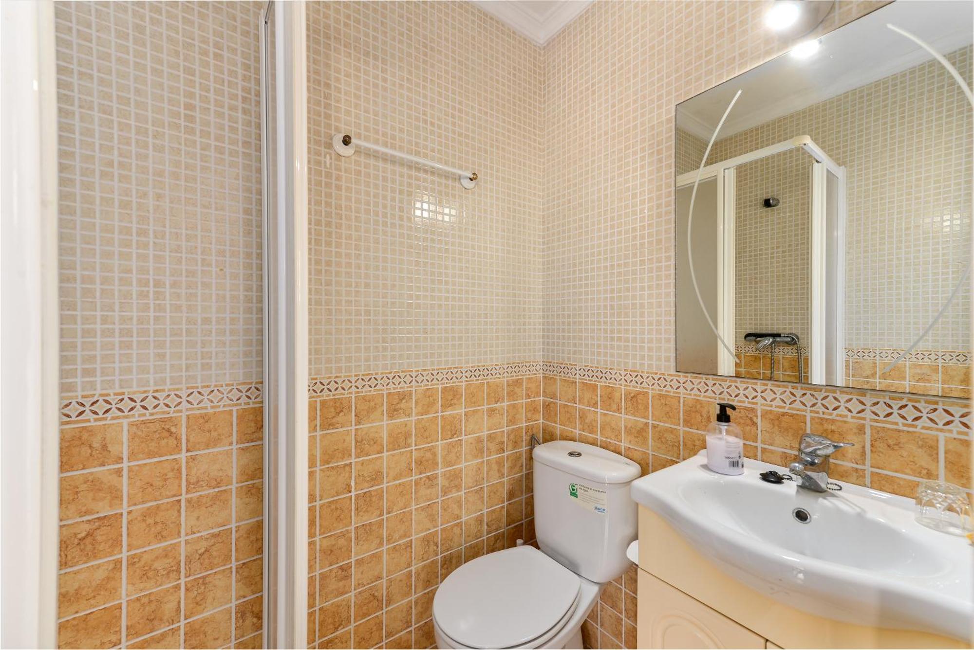 Spacious Beachfront Vakantiehuis *