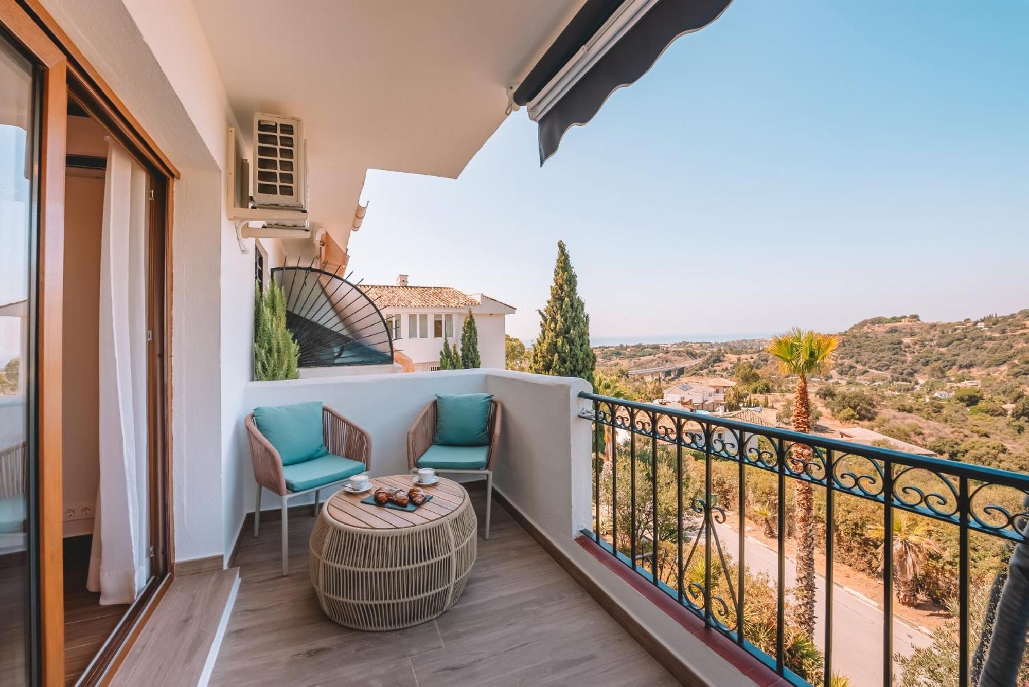 Apartment Bella Luna - Sea & Mountains Views Estepona