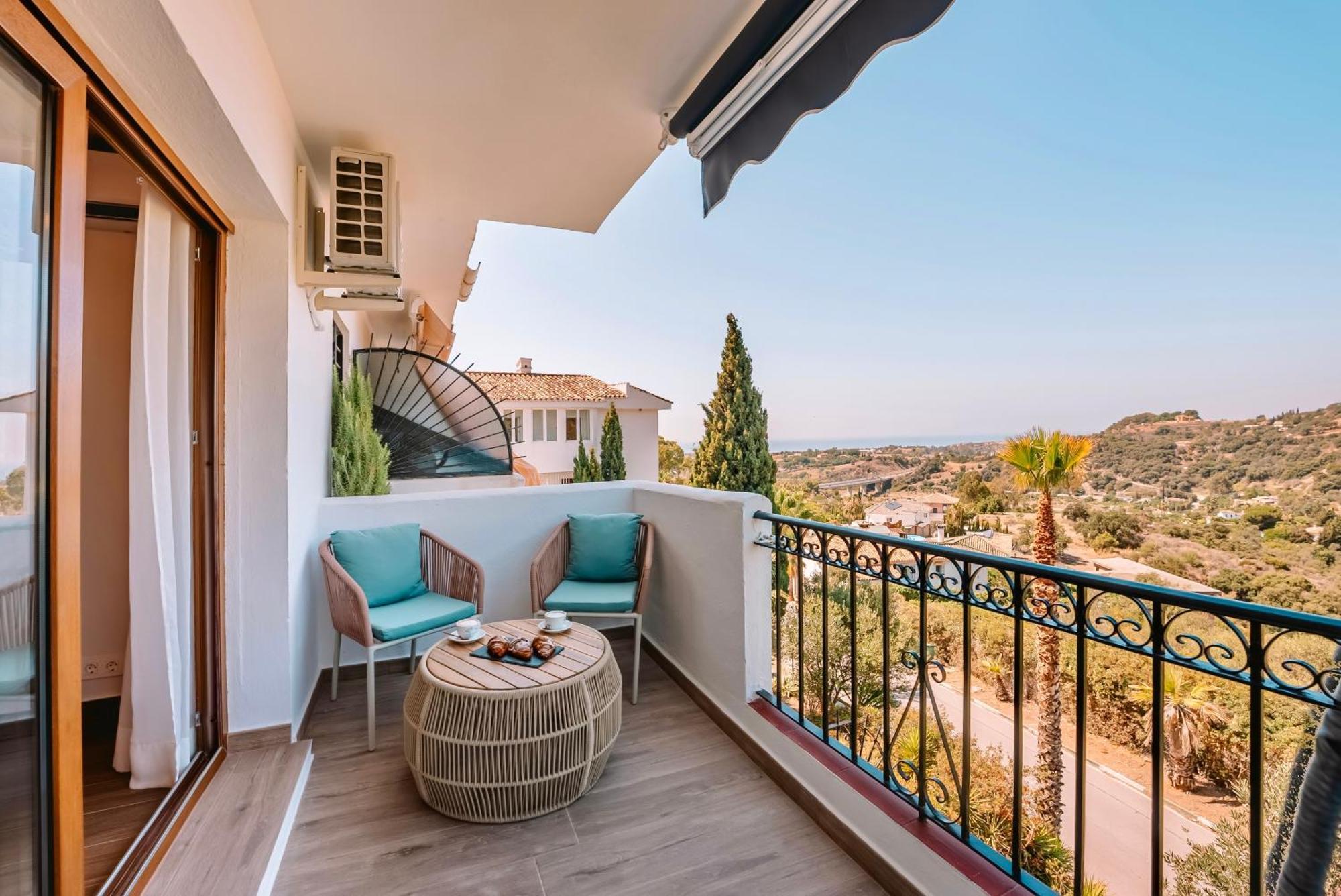 Bella Luna - Sea & Mountains Views Apartment *